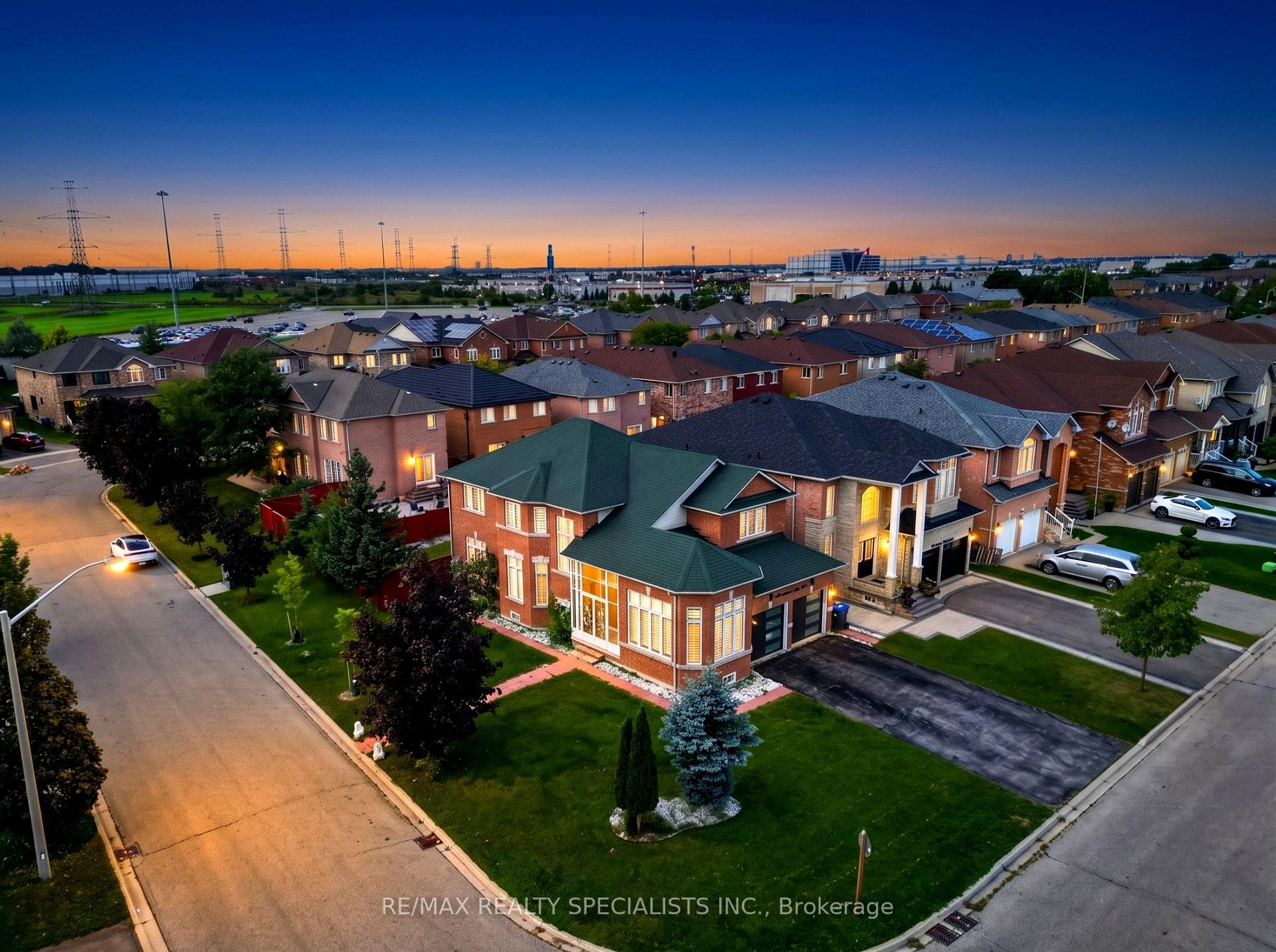 3463 Crimson King Circle Mississauga Ontario Canada Sale residential Sukhjeet Sekhon RE/MAX Realty Specialists Inc., Brokerage *