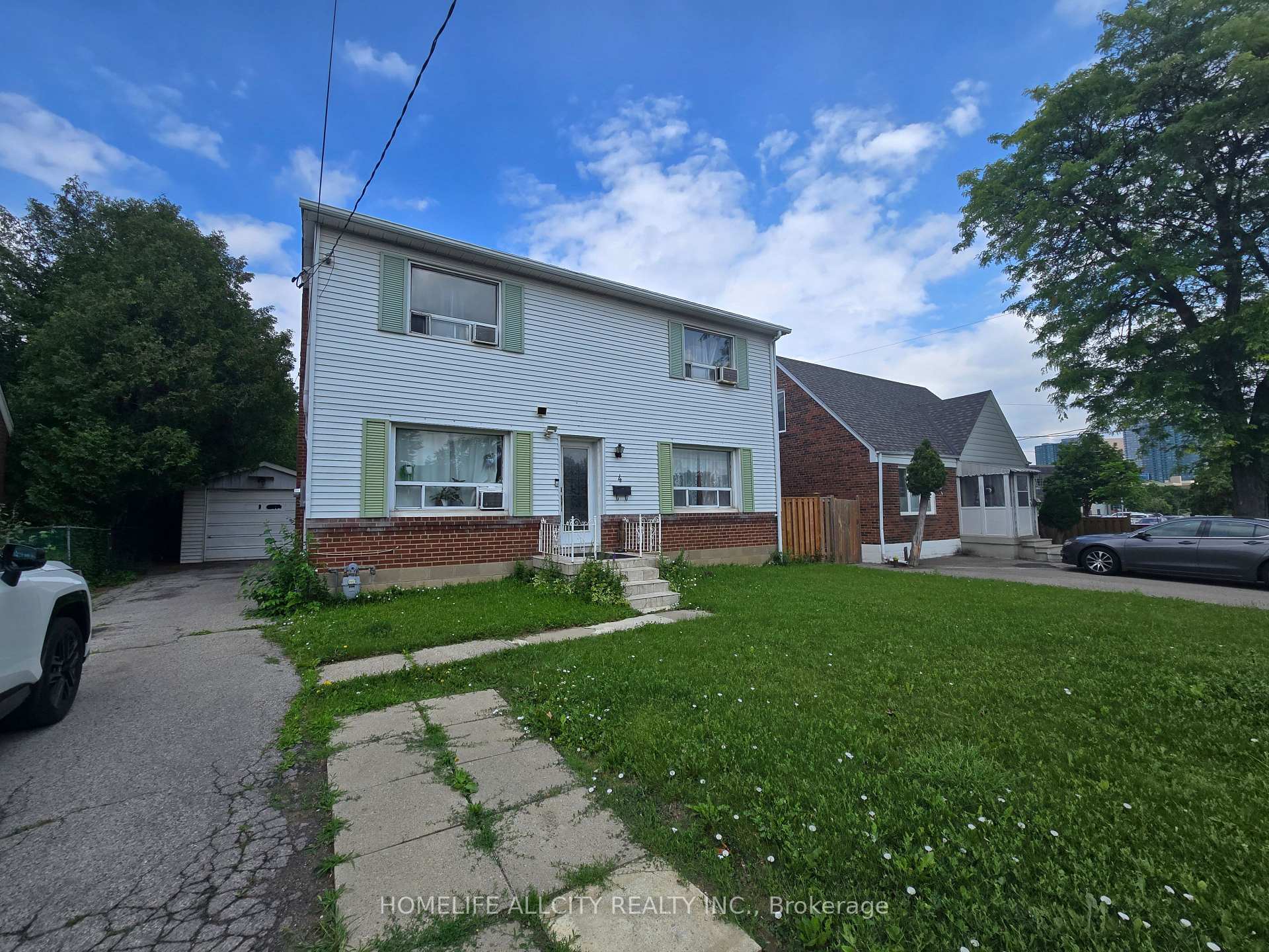 4 Bevdale Road Toronto Ontario Canada Sale residential Allan Todd RE/MAX Real Estate Centre Inc., Brokerage*