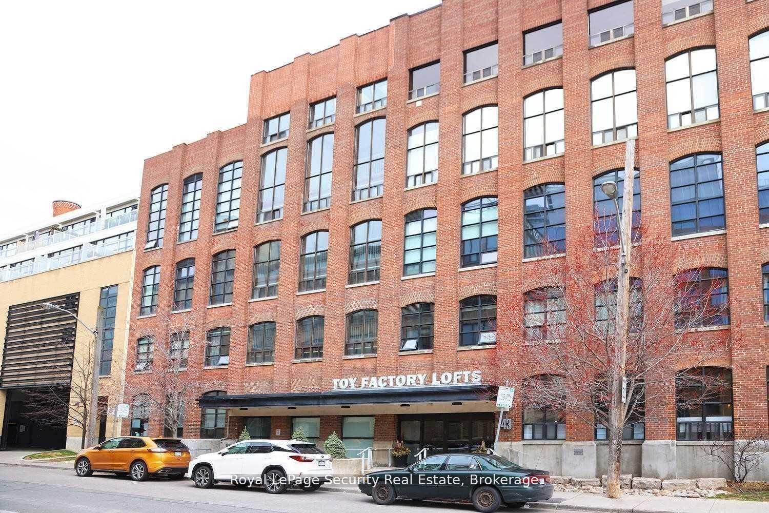 208 - 43 Hanna Avenue Toronto Ontario Canada Sale residential Veronica Varela ROYAL LEPAGE SECURITY REAL ESTATE, BROKERAGE*