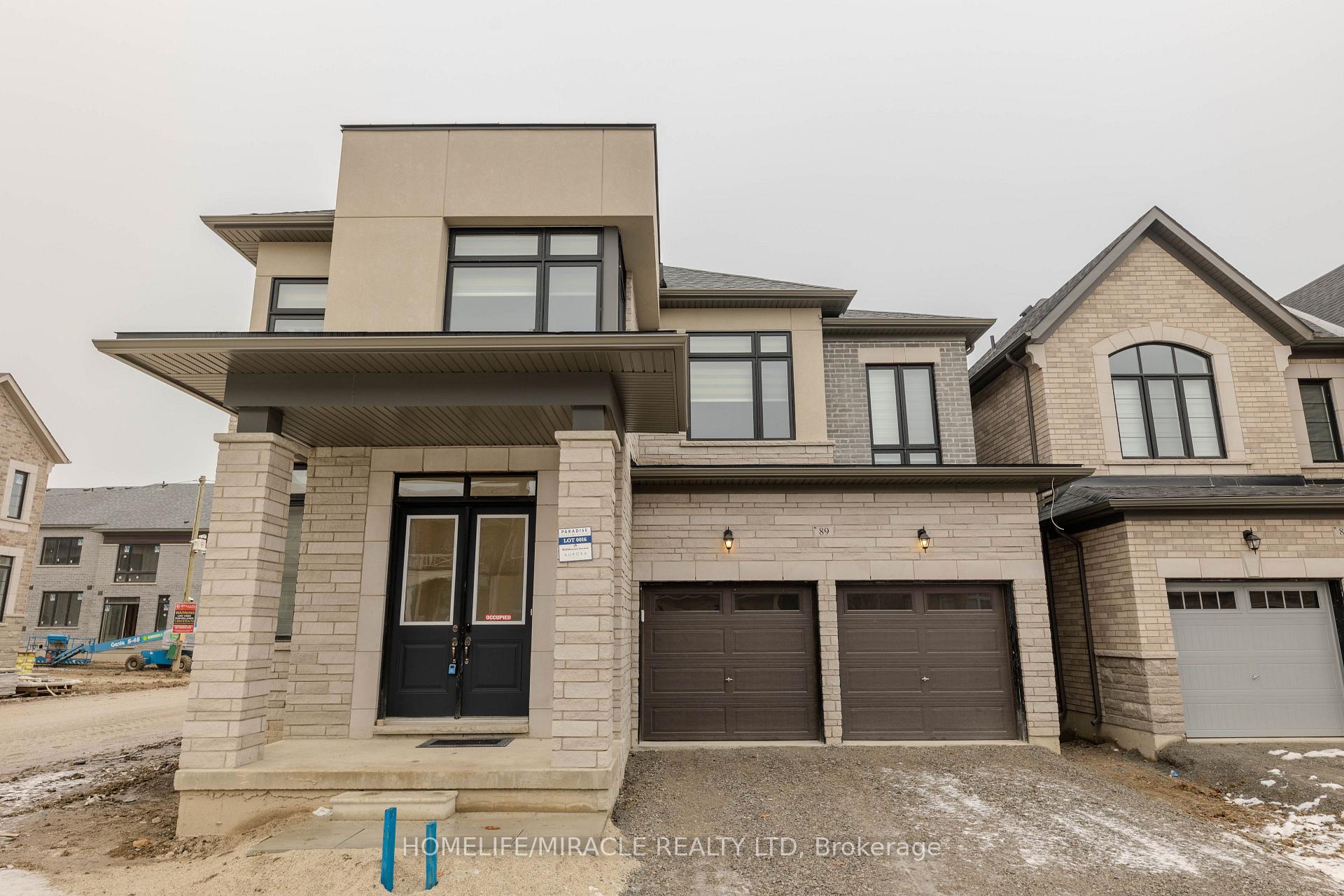 89 Halldorson Avenue Aurora Ontario Canada Sale residential Vivek Abhi HomeLife/Miracle Realty Ltd, Brokerage *