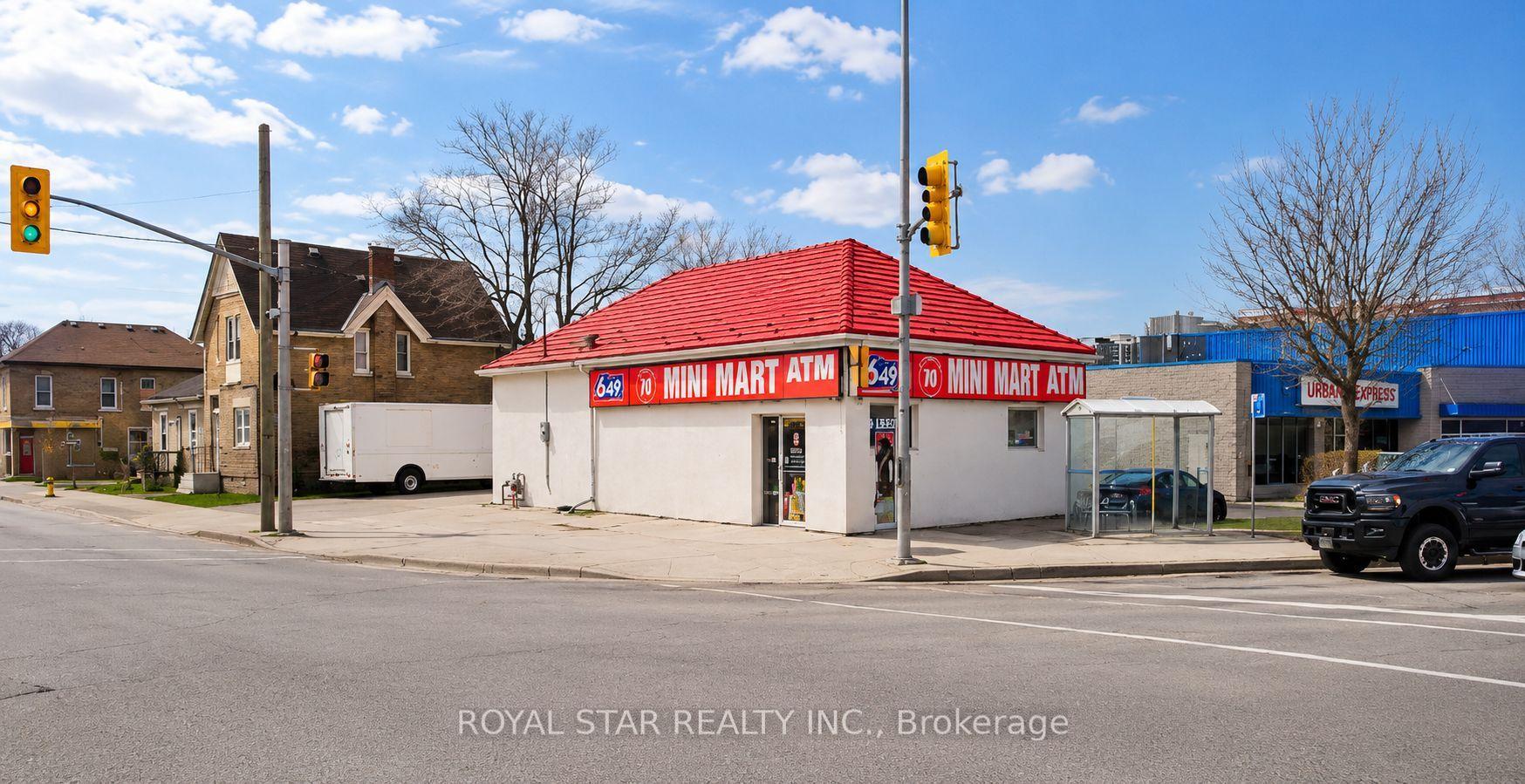 201 Hamilton Road London East Ontario Canada Sale commercial   Royal Star Realty Inc., Brokerage*