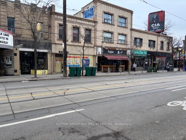 604 College Street Toronto Ontario Canada Lease commercial Irena Bendi Sutton Group Old Mill Realty Inc., Brokerage *