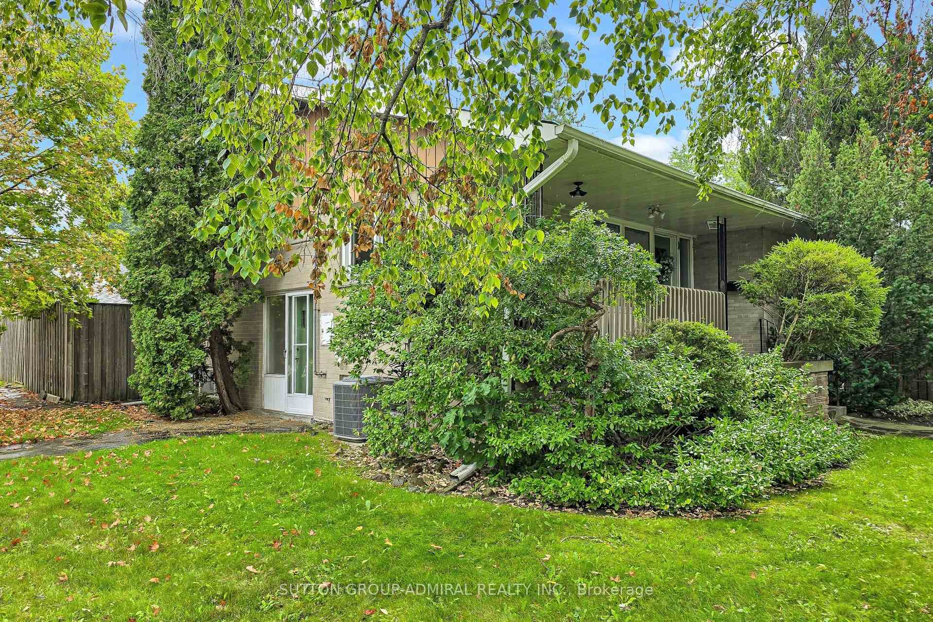 49 Talbot Road Toronto Ontario Canada Sale residential Danielle Levy Sutton Group-Admiral Realty Inc., Brokerage *