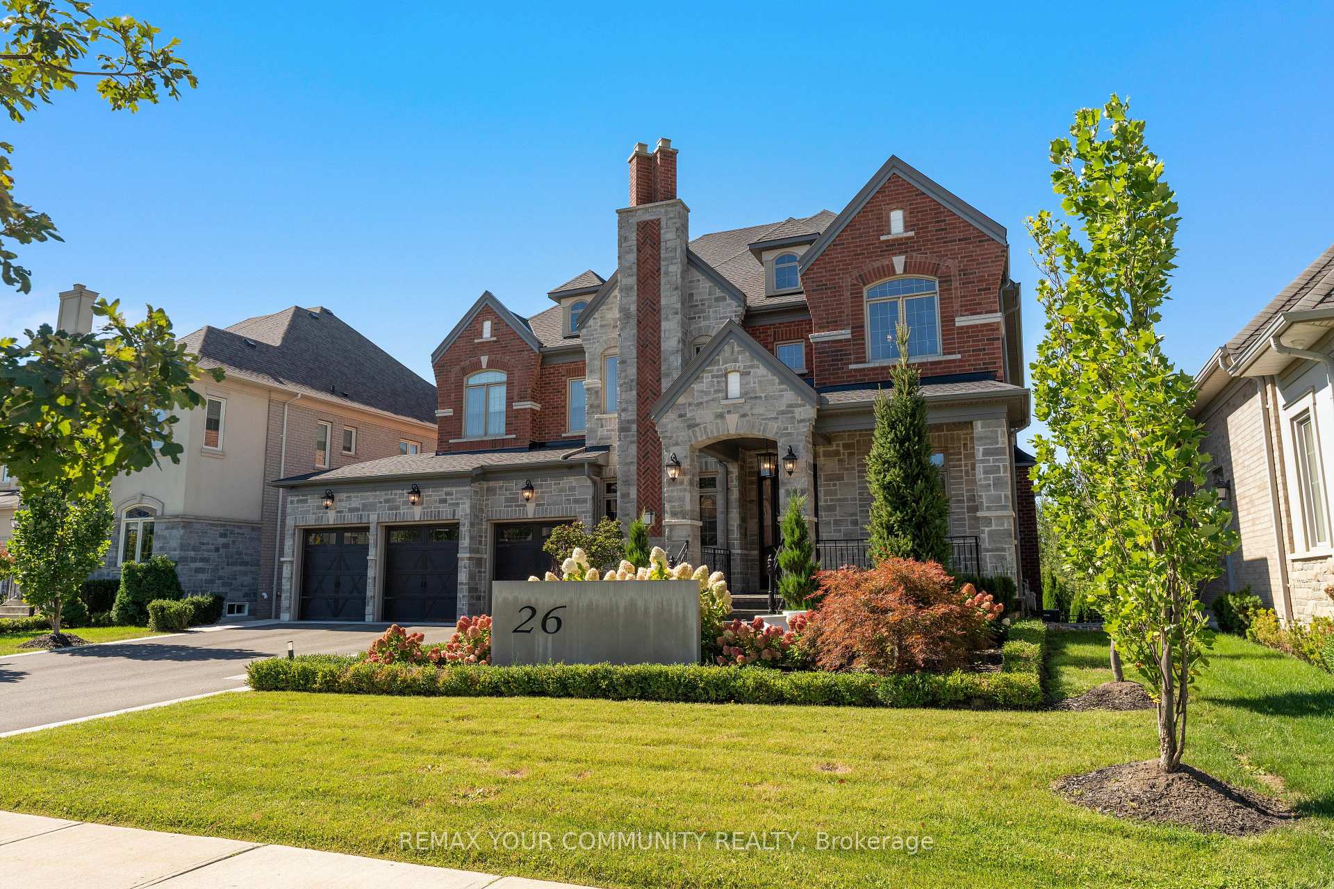 26 Austin Rumble Court King Ontario Canada Sale residential  MARYAM  MASHREGHI-MOHAMMADI Re/Max Your Community Realty, Brokerage *