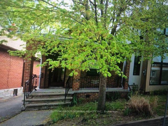 703 Willard Avenue Toronto Ontario Canada Sale residential Danielle Levy Sutton Group-Admiral Realty Inc., Brokerage *