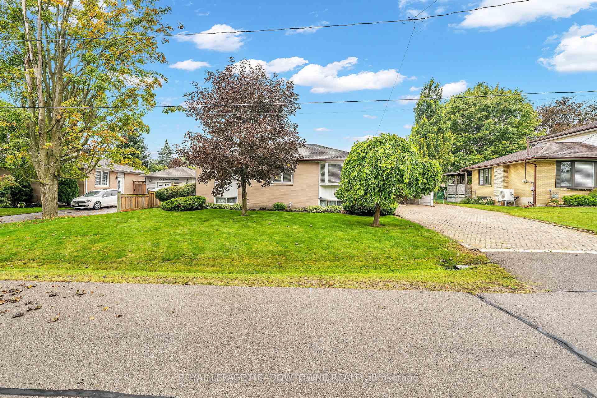 48 Garside Avenue Whitby Ontario Canada Sale residential Latoya Redwood RE/MAX REALTY SPECIALISTS INC. BROKERAGE