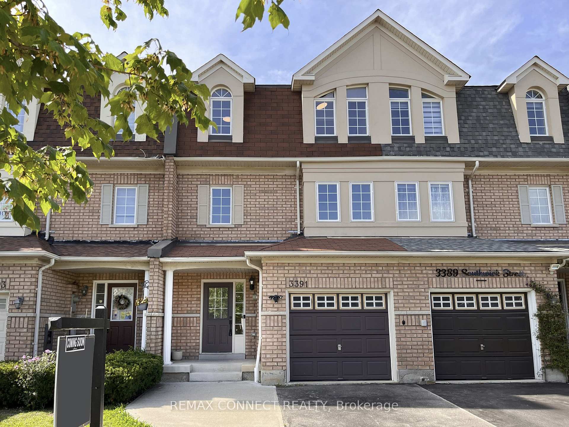 3391 Southwick Street Mississauga Ontario Canada Sale residential Paolo Castellano Right at Home Realty, Brokerage*
