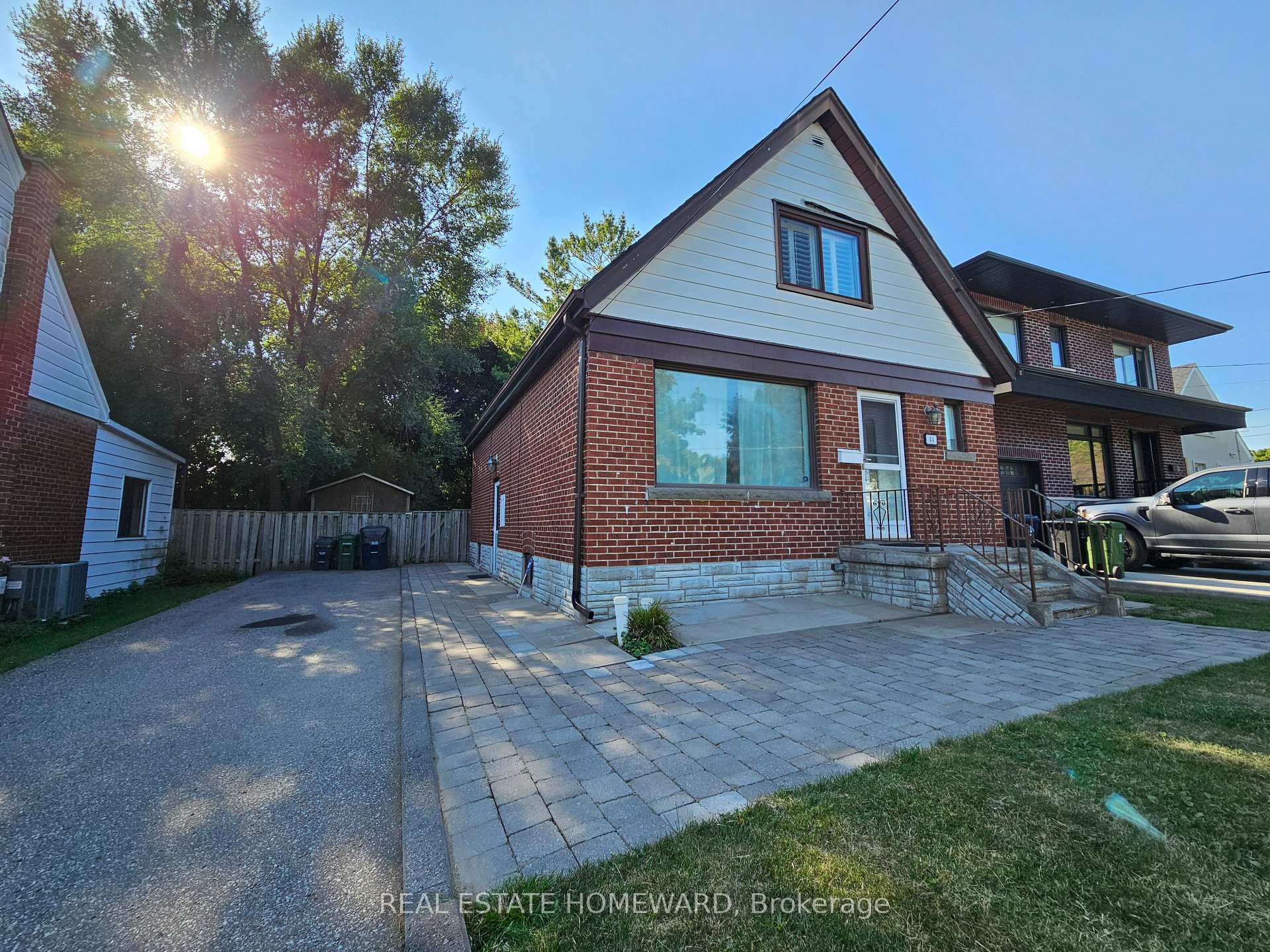 44 Harris Park Drive Toronto Ontario Canada Rent residential Joanna Ionescu Real Estate Homeward, Brokerage*