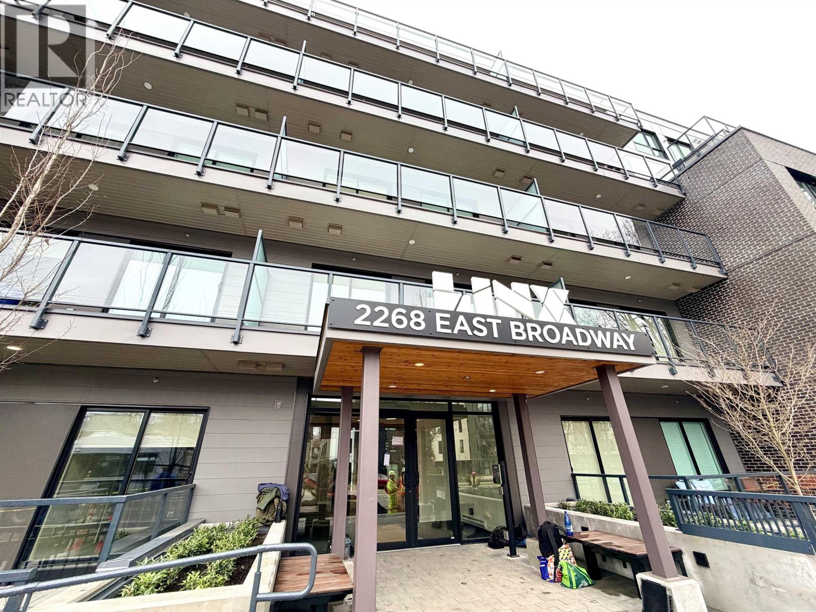 105 2268 E BROADWAY Vancouver British Columbia Canada Sale residential Ravi Singh HomeLife Benchmark Realty Corp.