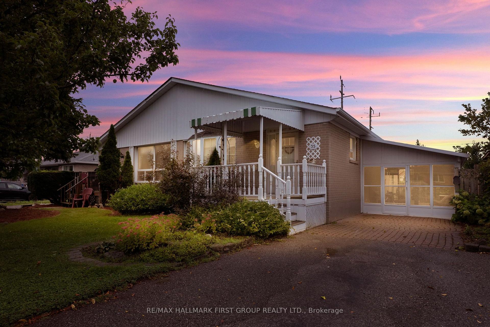 35 Tulloch Drive Ajax Ontario Canada Sale residential Vanita Brown RE/MAX HALLMARK FIRST GROUP REALTY LTD., Brokerage*