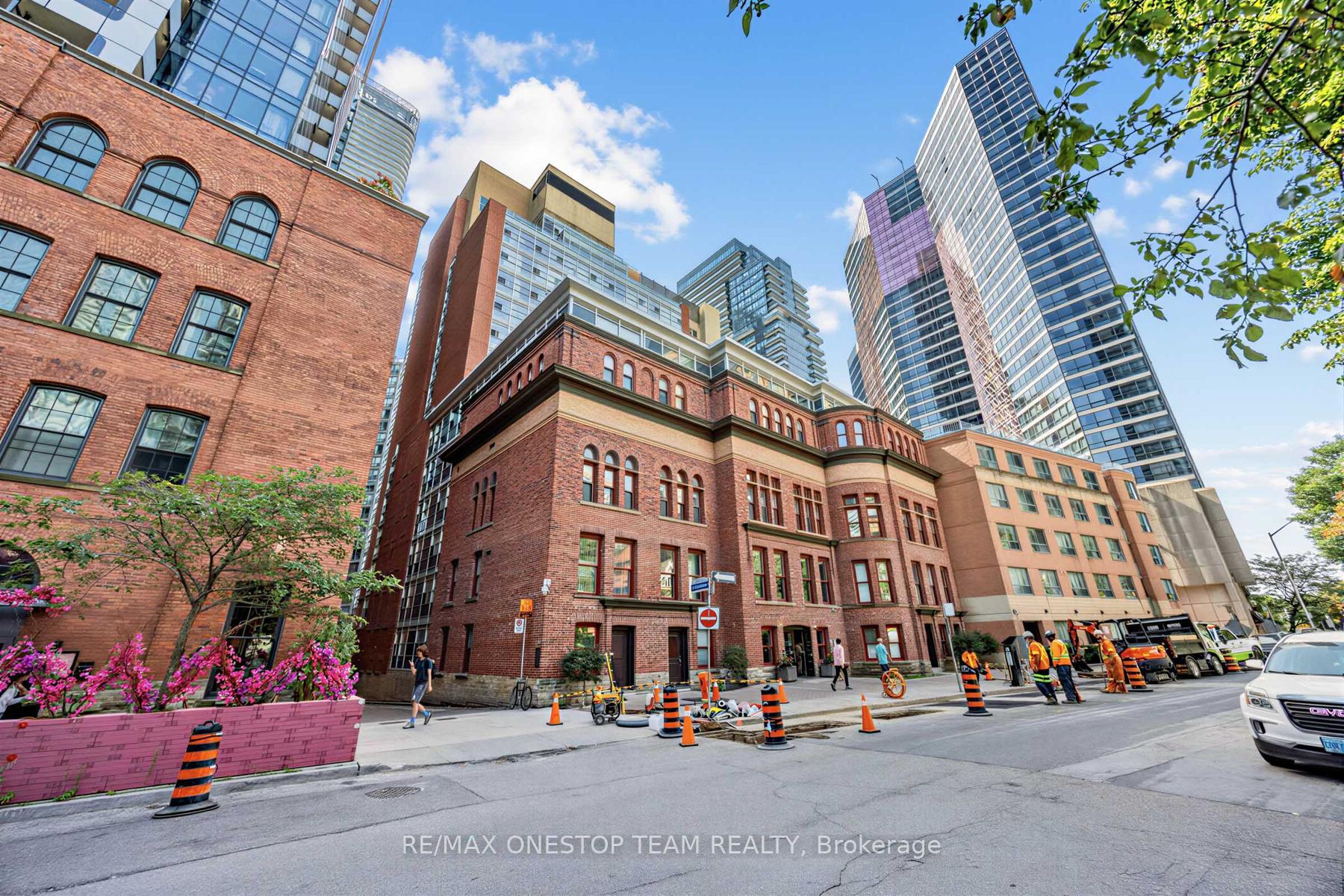 504 - 11 St Joseph Street Toronto Ontario Canada Sale residential   MOVETA REALTY INC., Brokerage*