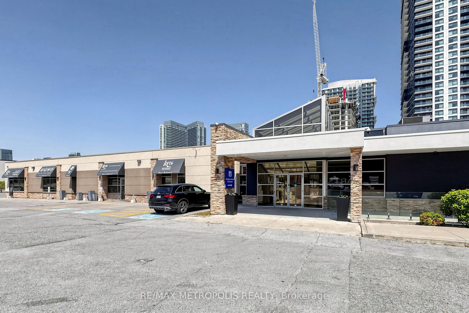 103 - 155 Consumers Road Toronto Ontario Canada Lease commercial Jabed Hossain RE/MAX Metropolis Realty Brokerage*