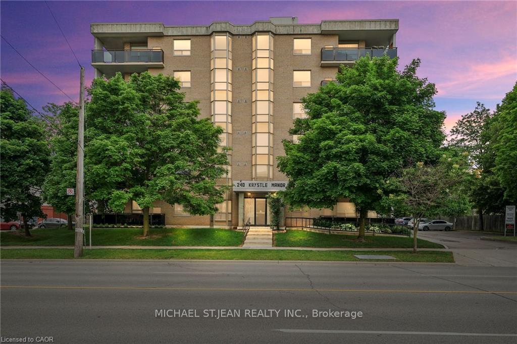 204 - 240 Quigley Road Hamilton Ontario Canada Sale residential Paul  Wheeler Sutton Group Innovative Realty Inc., Brokerage*