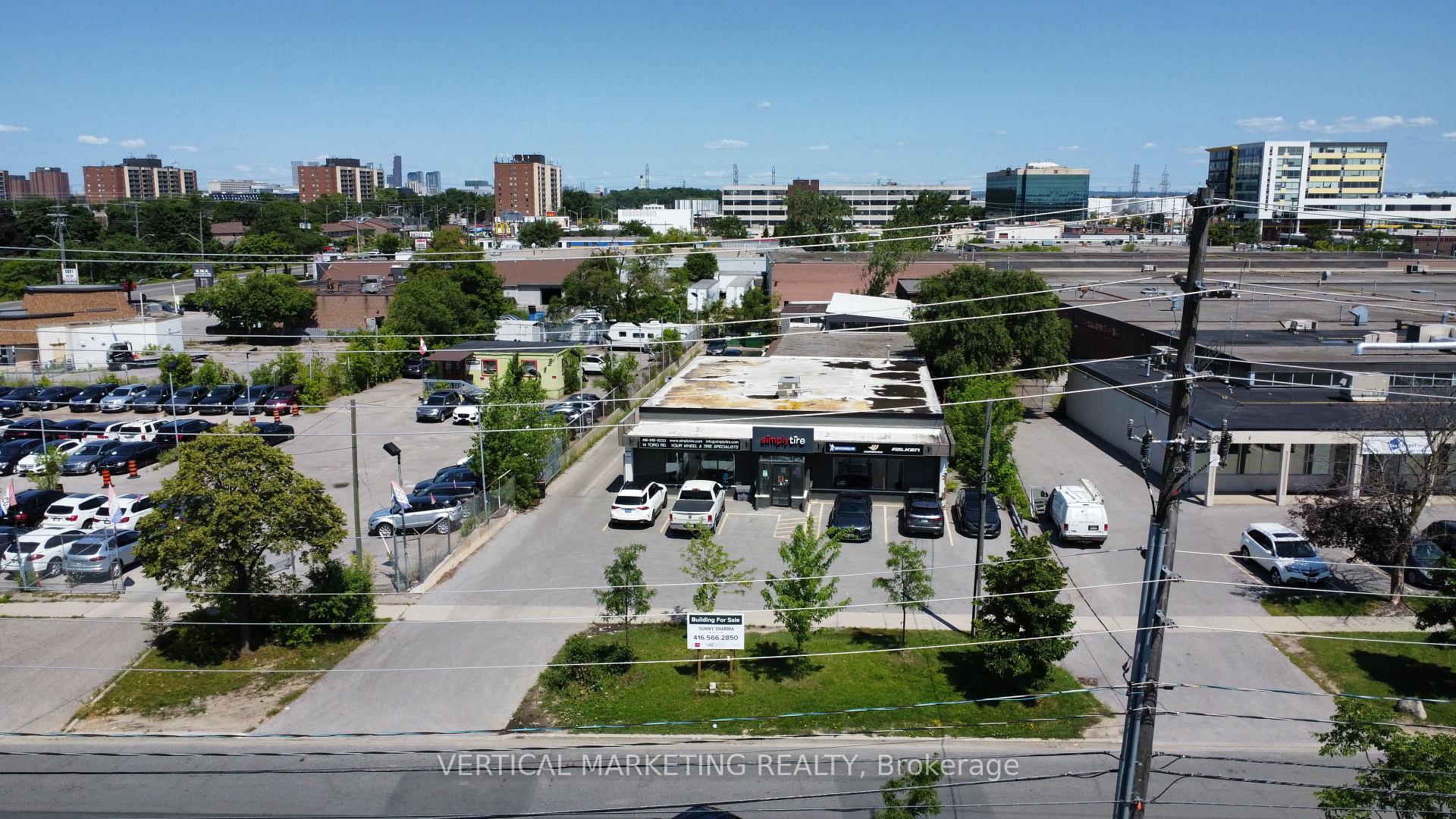 14 Toro Road Toronto Ontario Canada Sale commercial Silvia Di Monte Realinvest Canada Inc., Brokerage*