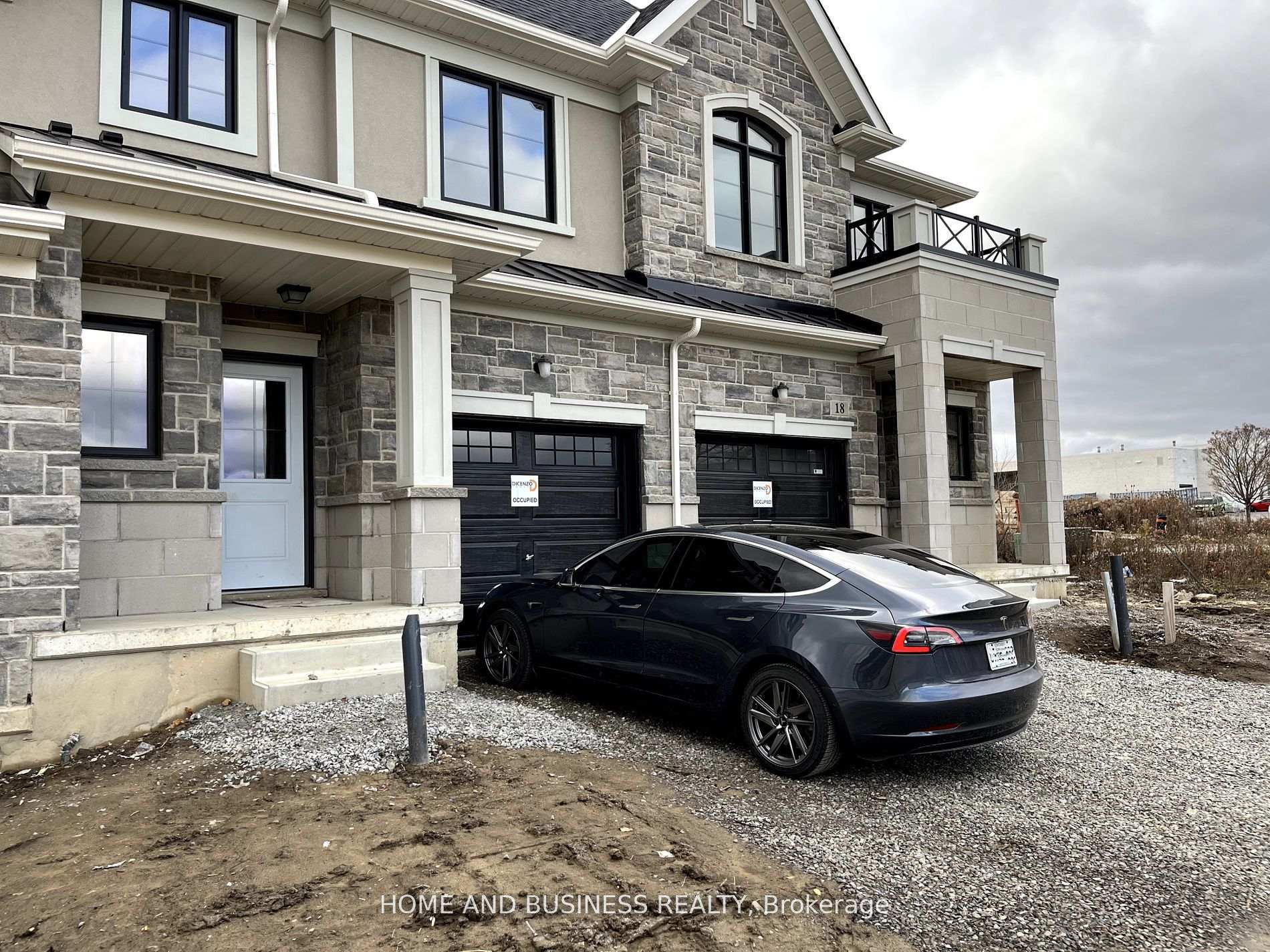 17 - 30 Mia Drive Hamilton Ontario Canada Sale residential Paul  Wheeler Sutton Group Innovative Realty Inc., Brokerage*