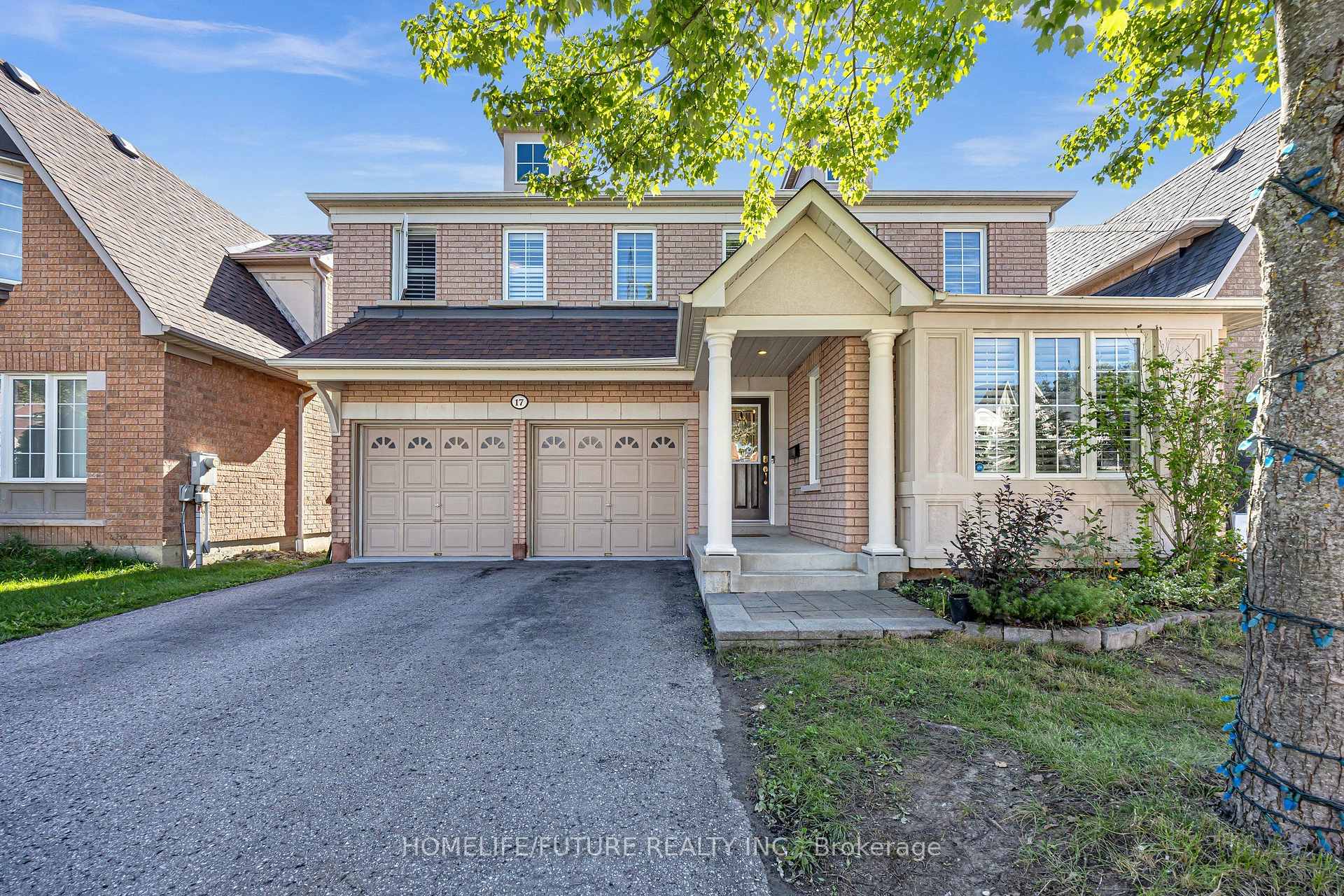 17 Grainger Crescent Ajax Ontario Canada Sale residential Raphael Selvakumar HomeLife/Future Realty Inc., Brokerage*