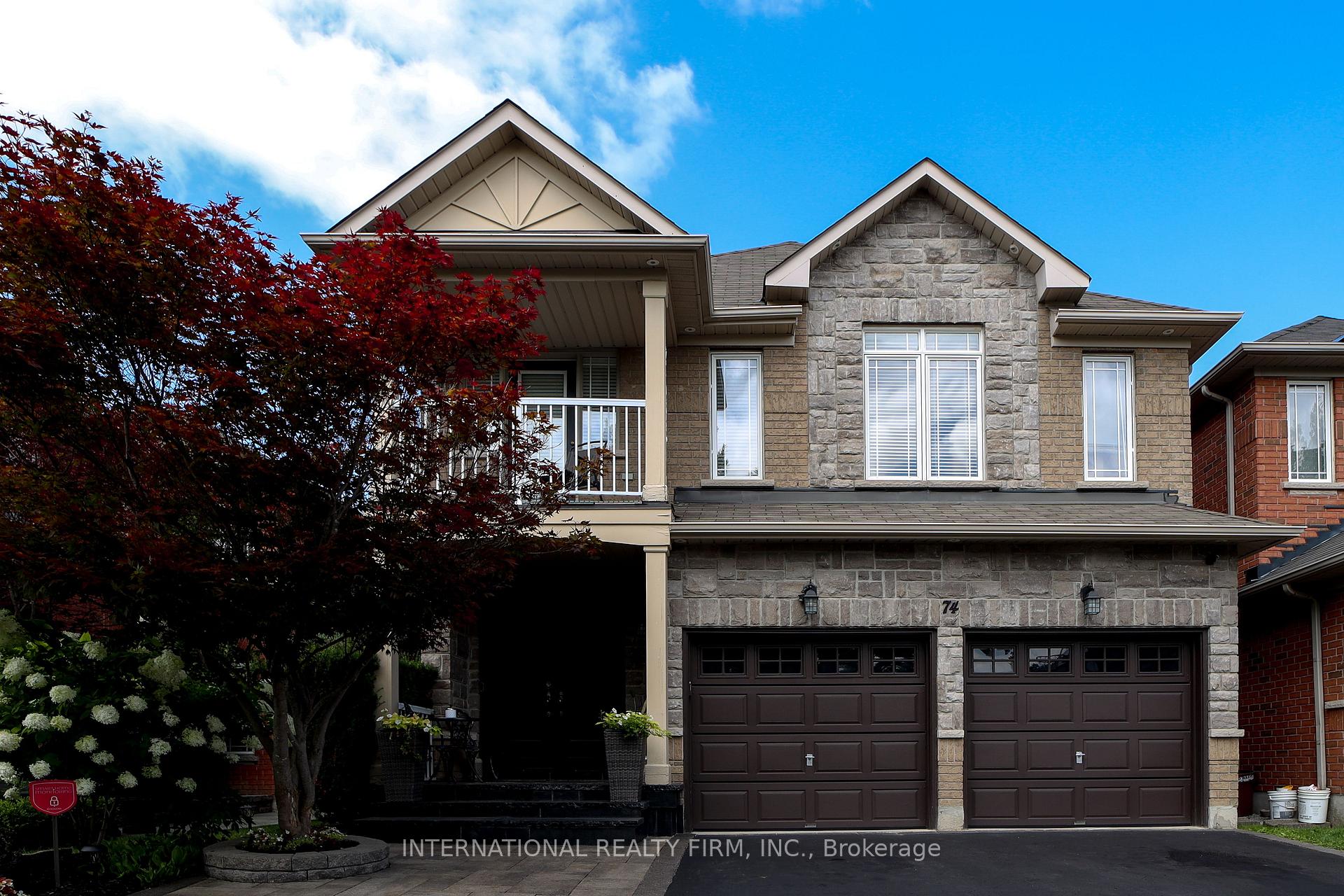 74 Regatta Avenue Richmond Hill Ontario Canada Sale residential David LeMesurier International Realty Firm Inc.