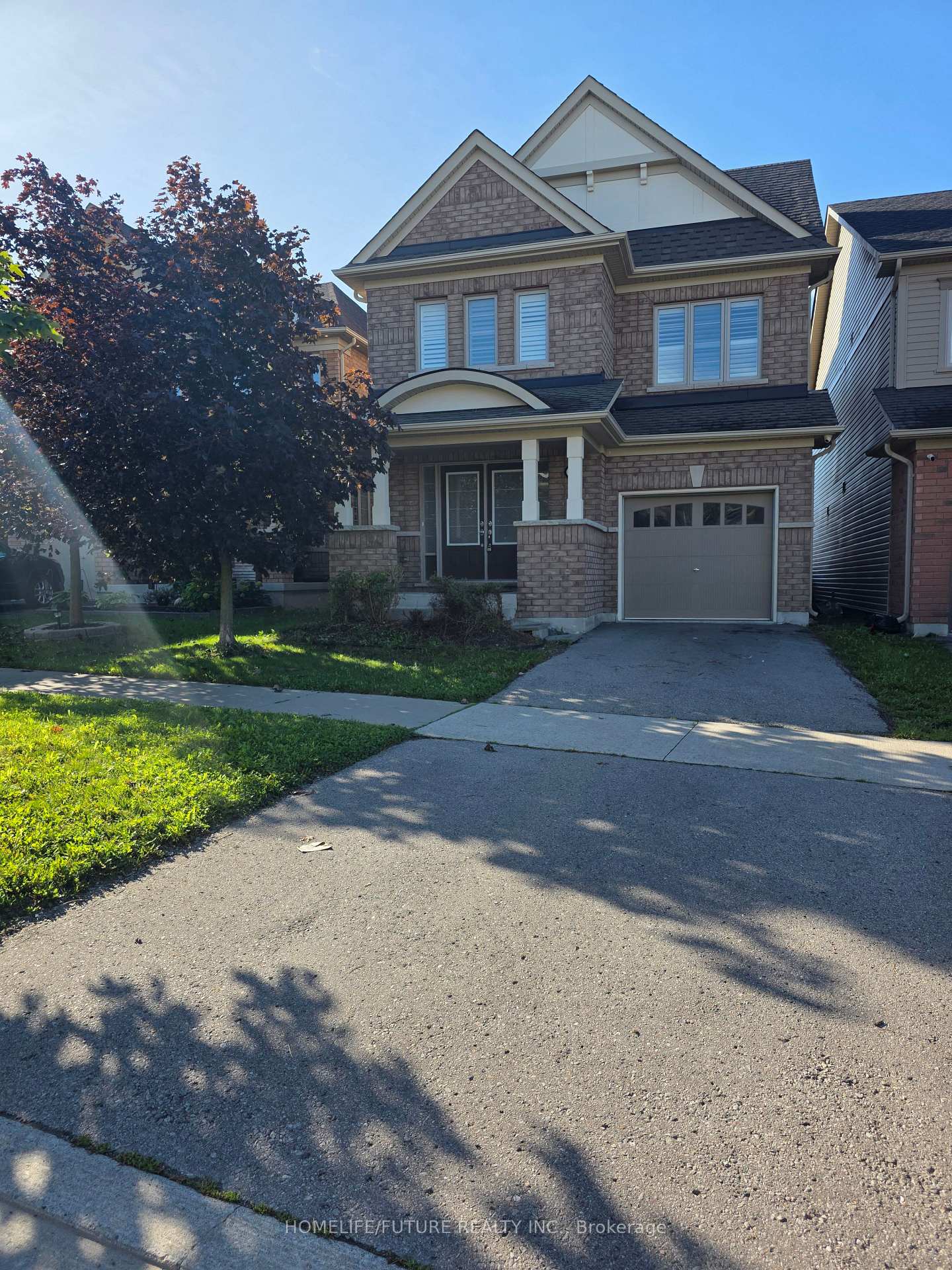 215 Windfields Farm Drive Oshawa Ontario Canada Rent residential Raphael Selvakumar HomeLife/Future Realty Inc., Brokerage*