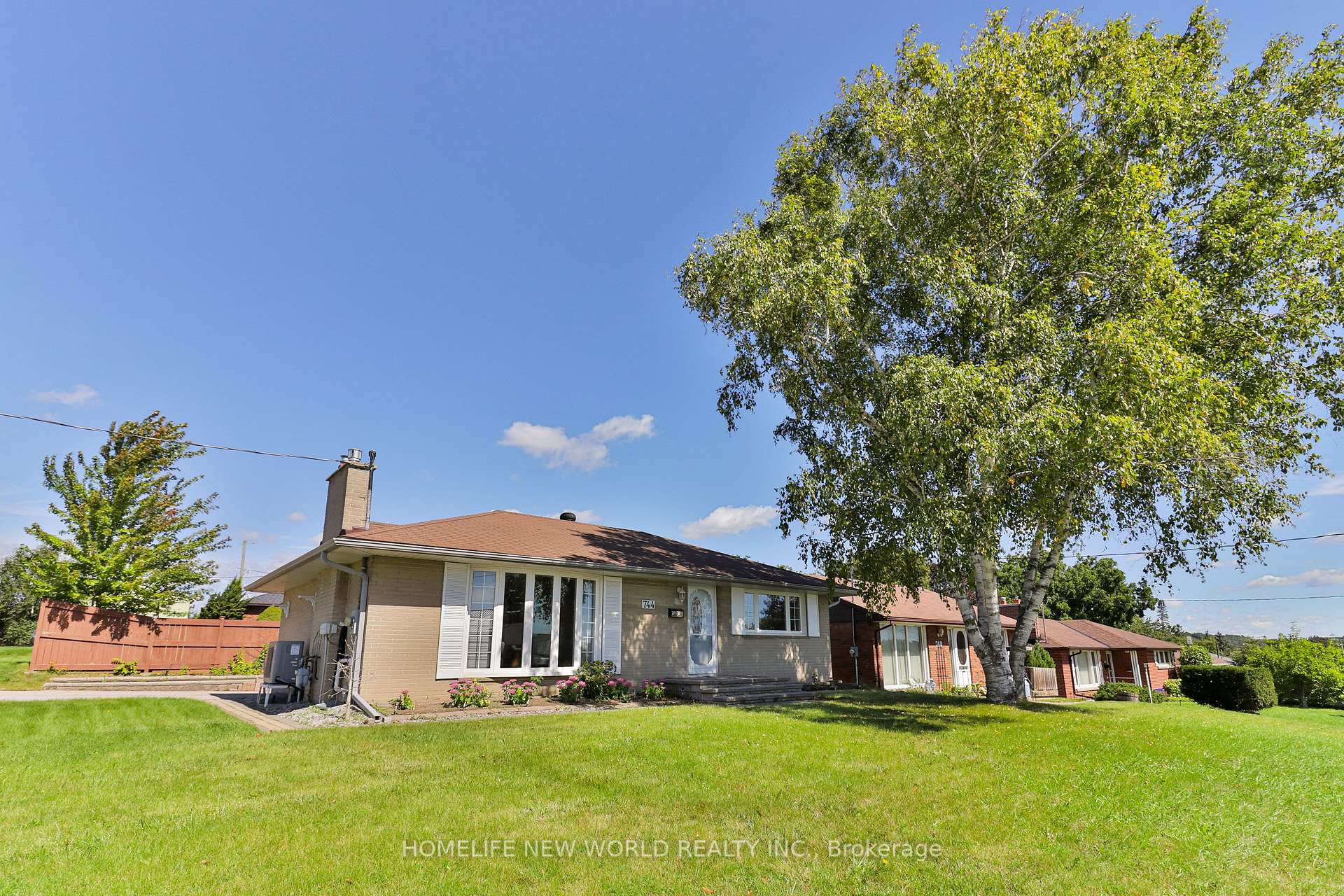 744 Tennyson Avenue Oshawa Ontario Canada Sale residential Darrel Dhanieram RE/MAX CROSSROADS REALTY INC., Brokerage