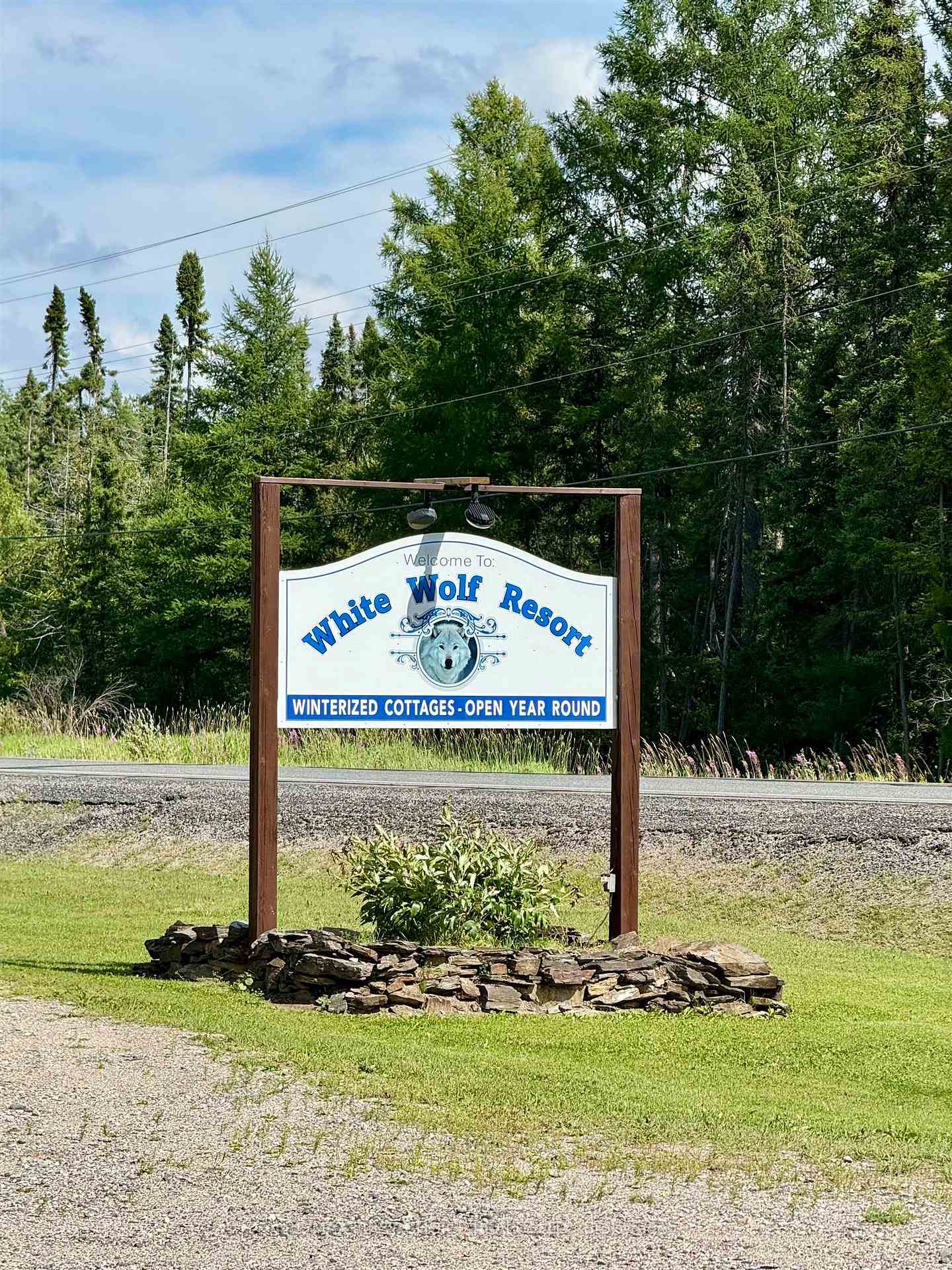 1216 HWY 584 Greenstone Ontario Canada Sale residential Cyrus Lin HomeLife New World Realty Inc., Brokerage*