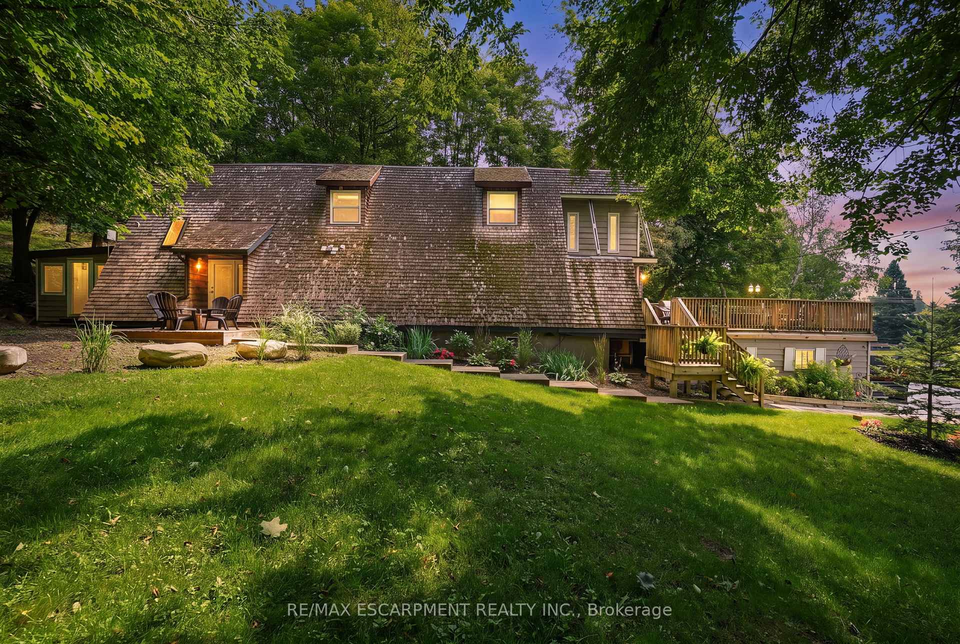 1073 Cedar Beach Road Bracebridge Ontario Canada Sale residential Radka Hnilicova Anchor Realty, Brokerage*