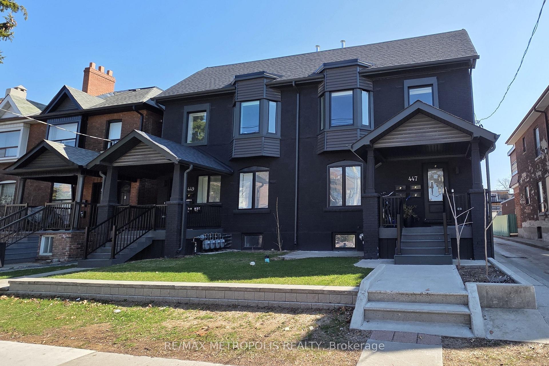 447 - 449 Lansdowne Avenue Toronto Ontario Canada Sale residential Gurin Brar RE/MAX Metropolis Realty Brokerage*