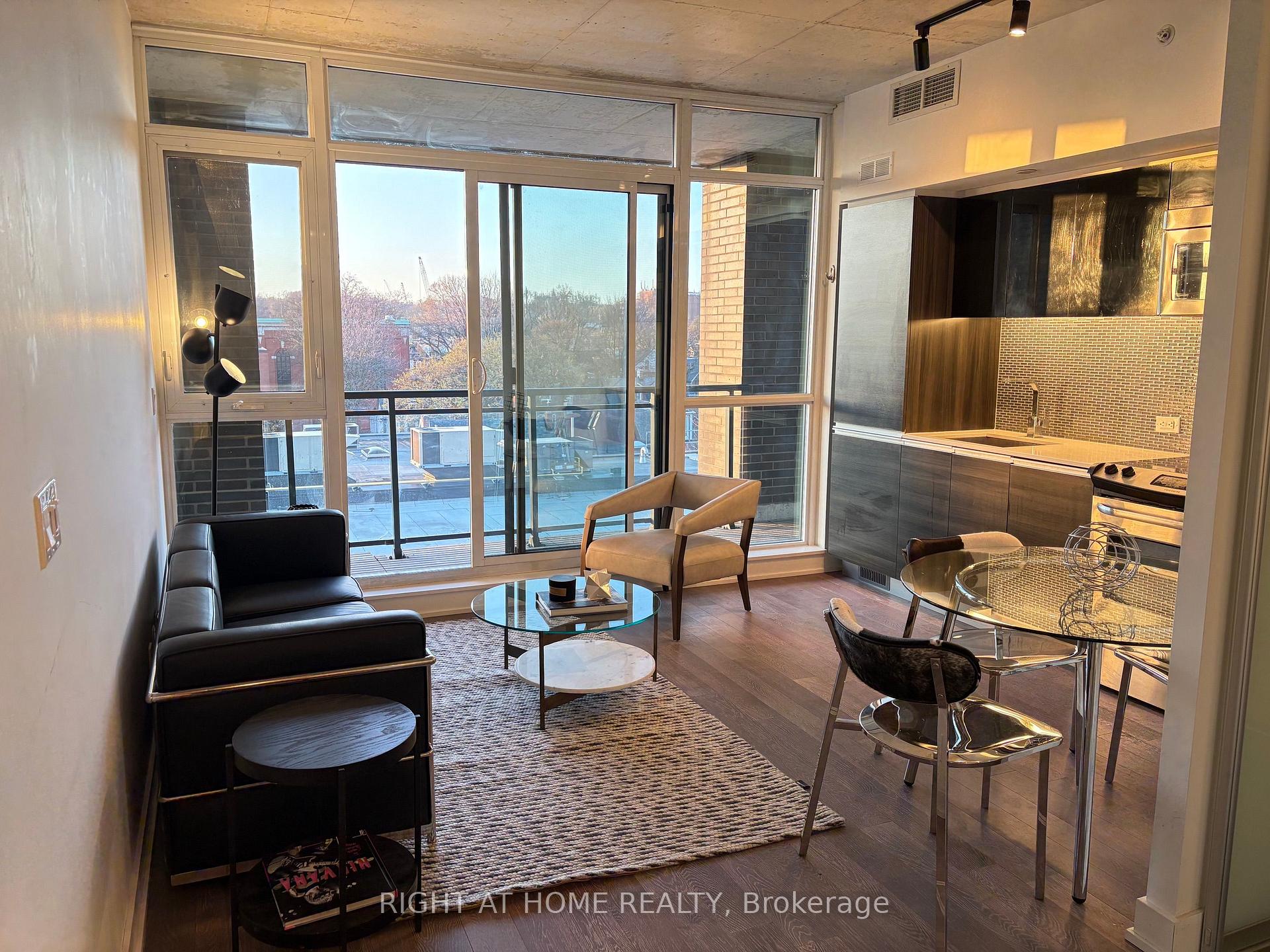 627 - 1190 Dundas Street E Toronto Ontario Canada Sale residential Stephanie Easton Right at Home Realty, Brokerage*