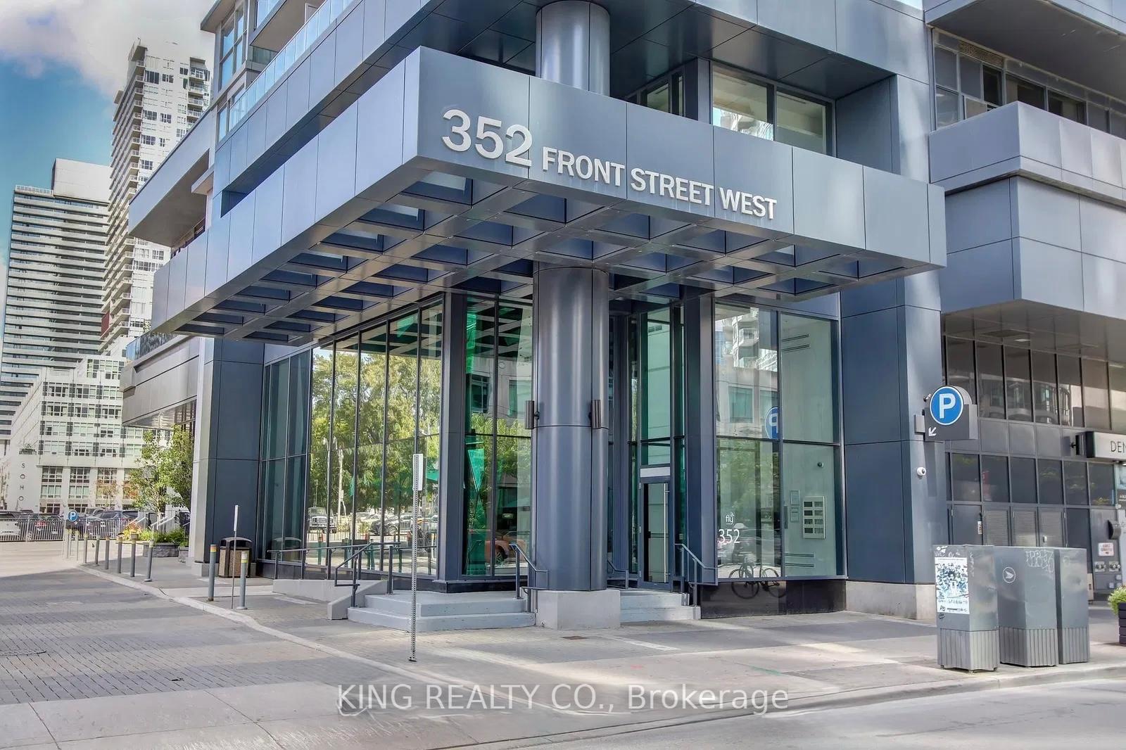 210 - 352 Front Street W Toronto Ontario Canada Rent residential Manny Singh RE/MAX REALTY SPECIALISTS INC. Brokerage