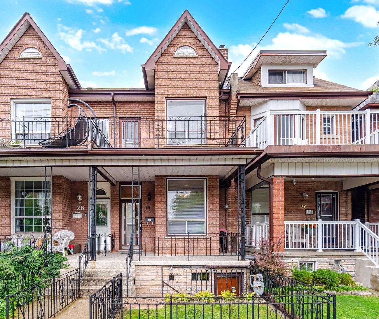 28 SYMINGTON Avenue Toronto Ontario Canada Sale residential Kamyar Ghatan HomeLife/Cimerman Real Estate Ltd., Brokerage*