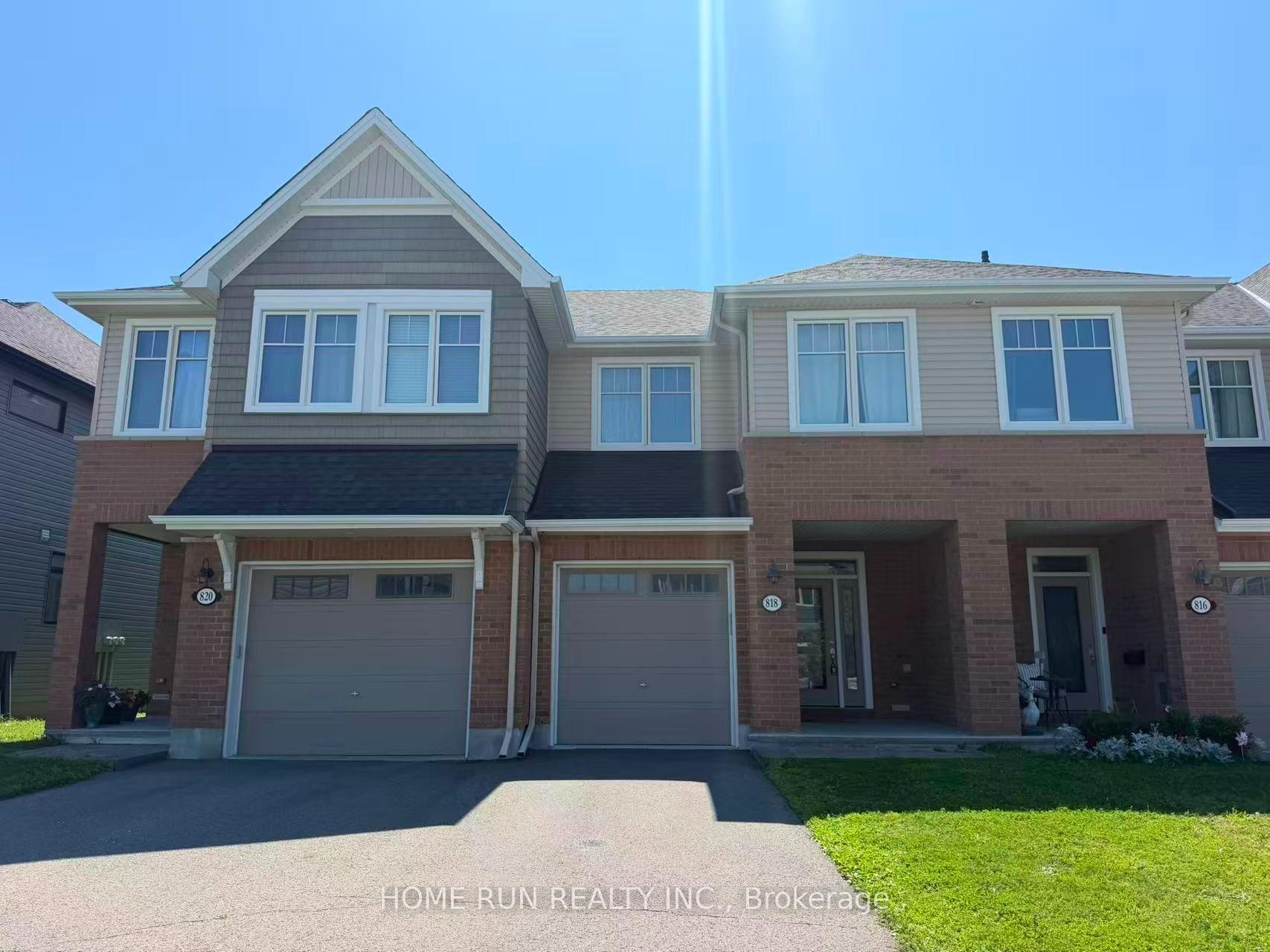 818 Clapham Terrace Ottawa Ontario Canada Rent residential Hisham Abdalla Royal Star Realty Inc., Brokerage*