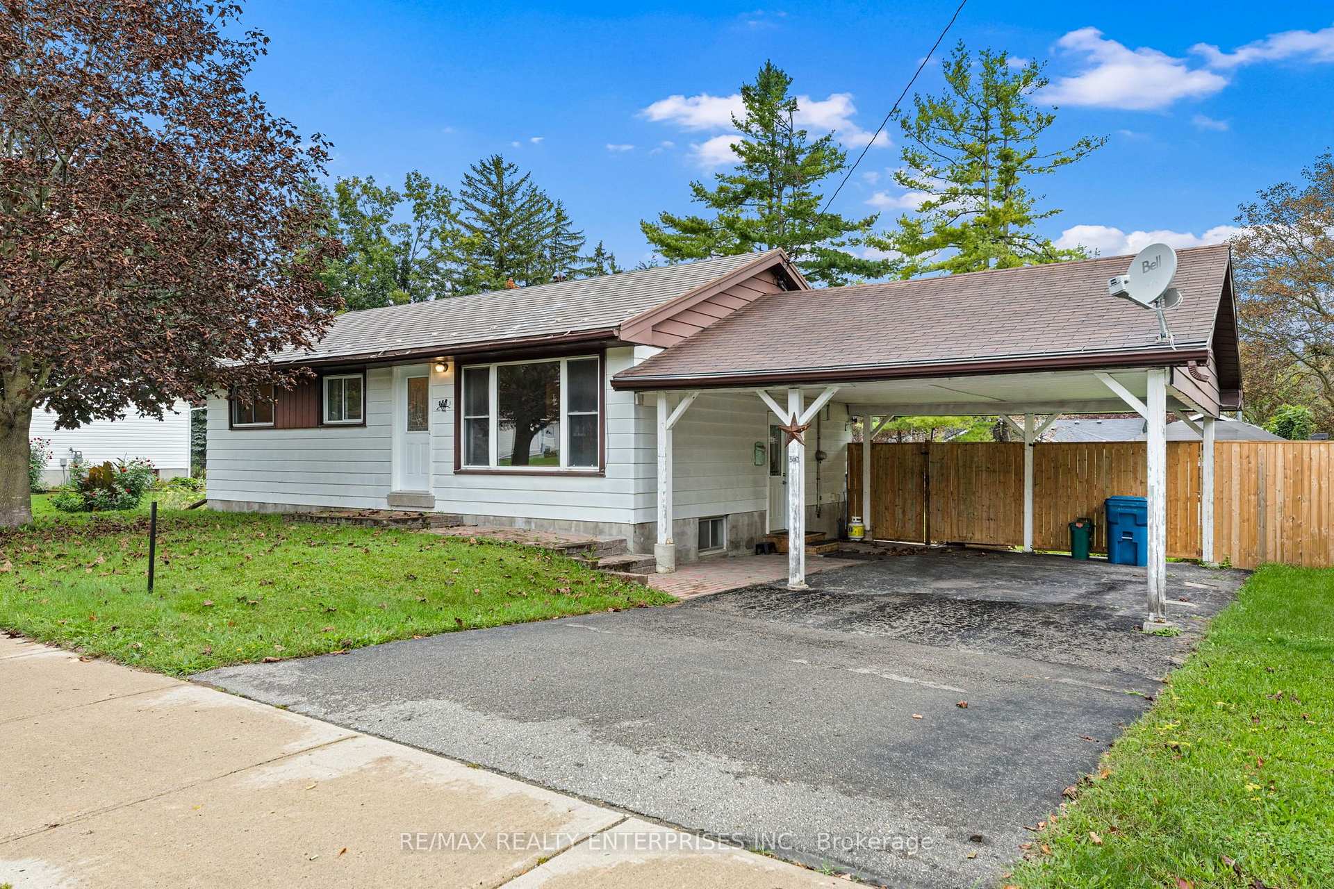 390 Mississaga Street W Orillia Ontario Canada Sale residential   RE/MAX Realty Enterprises Inc., Brokerage