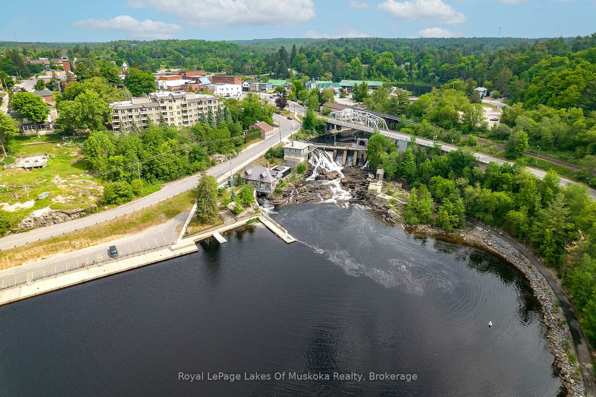403 - 24 Ontario Street Bracebridge Ontario Canada Sale residential Radka Hnilicova Anchor Realty, Brokerage*