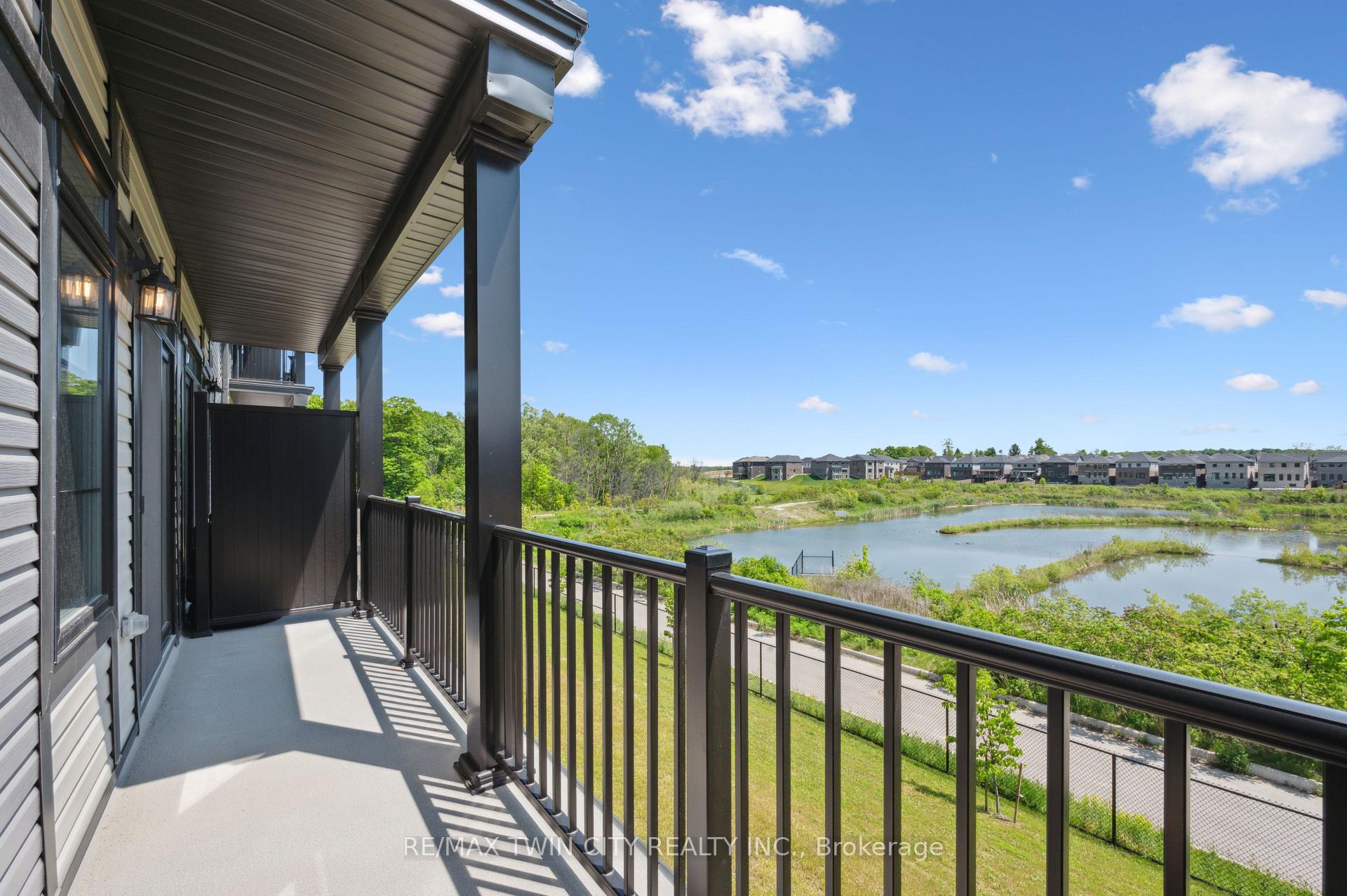22 Lomond Lane Kitchener Ontario Canada Sale residential TEAM MIRO PEAK REALTY LTD. BROKERAGE*