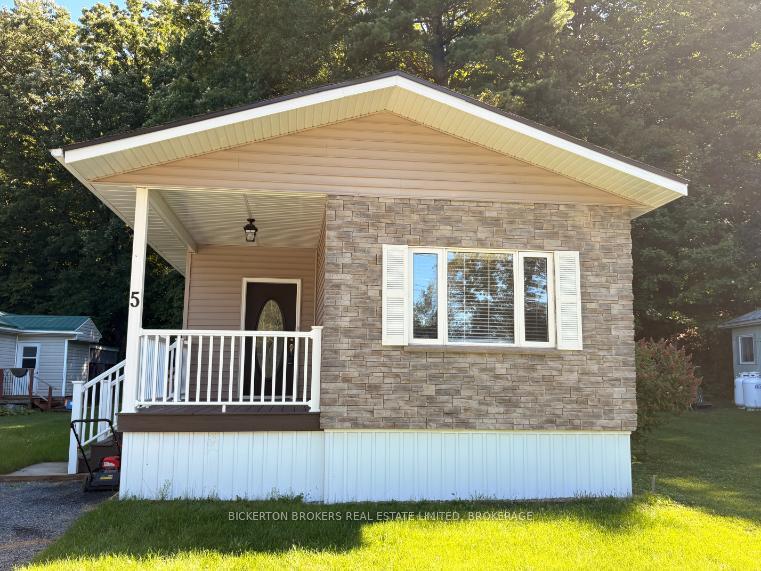 5 Pine Ridge Village - HWY 32 Hi Leeds And The Thousand Islands Ontario Canada Sale residential   Bickerton Brokers Limited, Brokerage *
