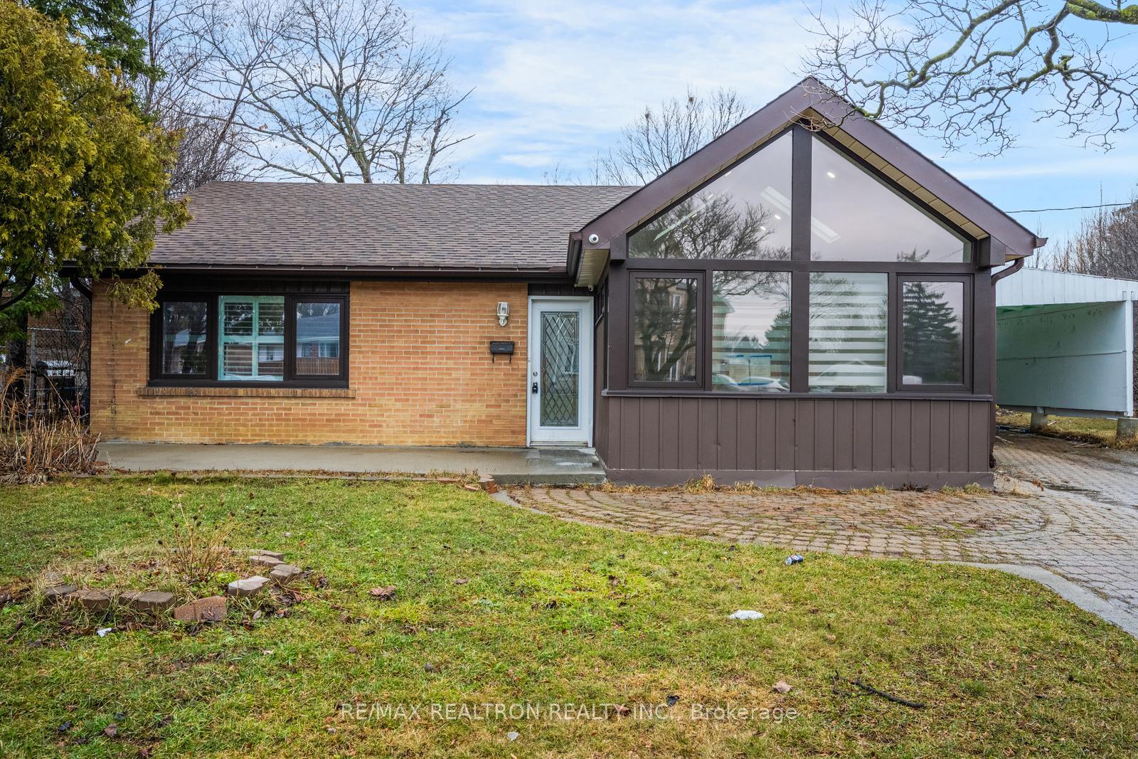 30 Lawrence Crescent Brampton Ontario Canada Sold residential Sundeep Babbar Royal Lepage Certified Realty, Brokerage*