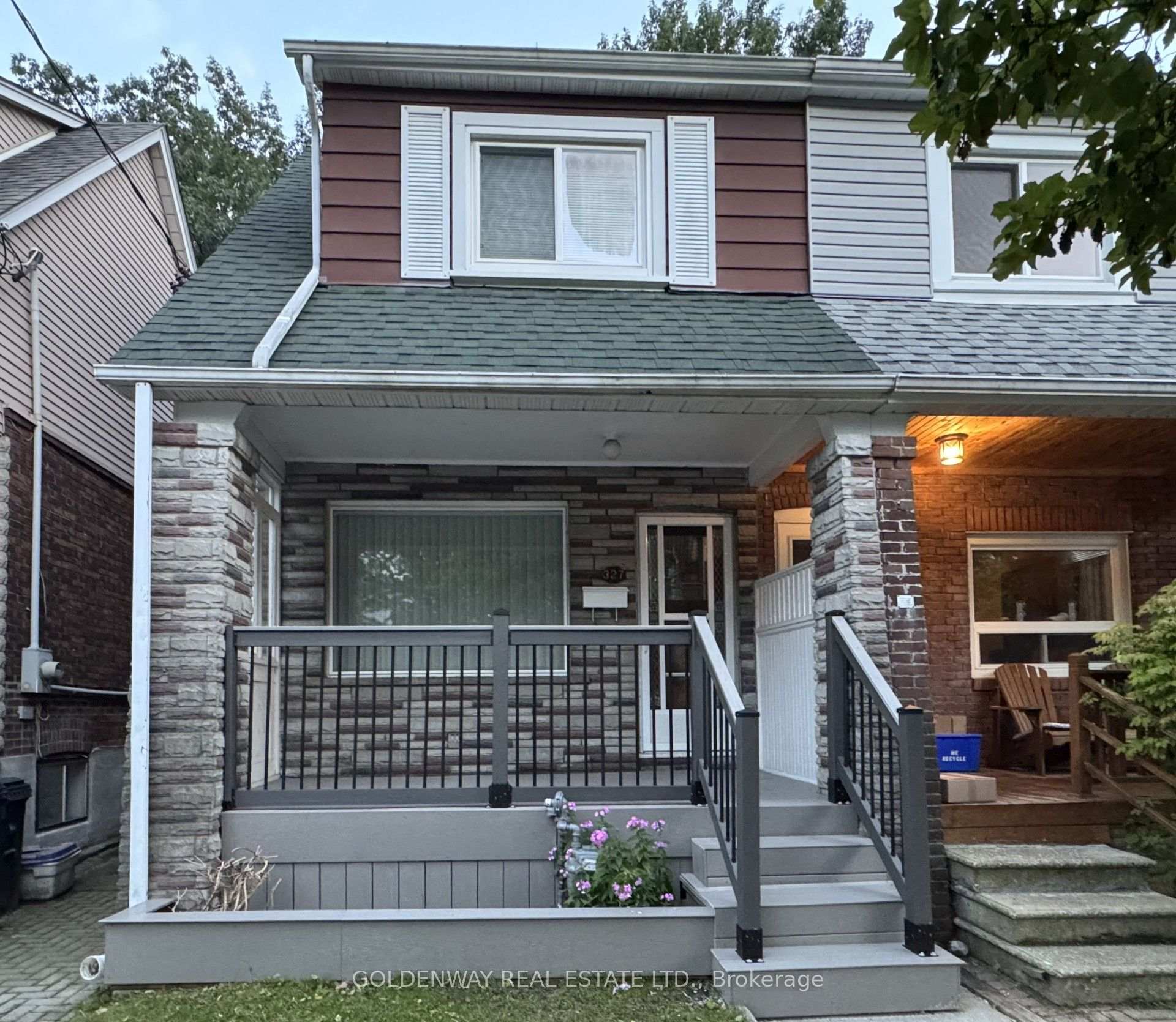327 Springdale Boulevard Toronto Ontario Canada Sale residential TETYANA NAKONECHNA HomeLife/Bayview Realty Inc., Brokerage*