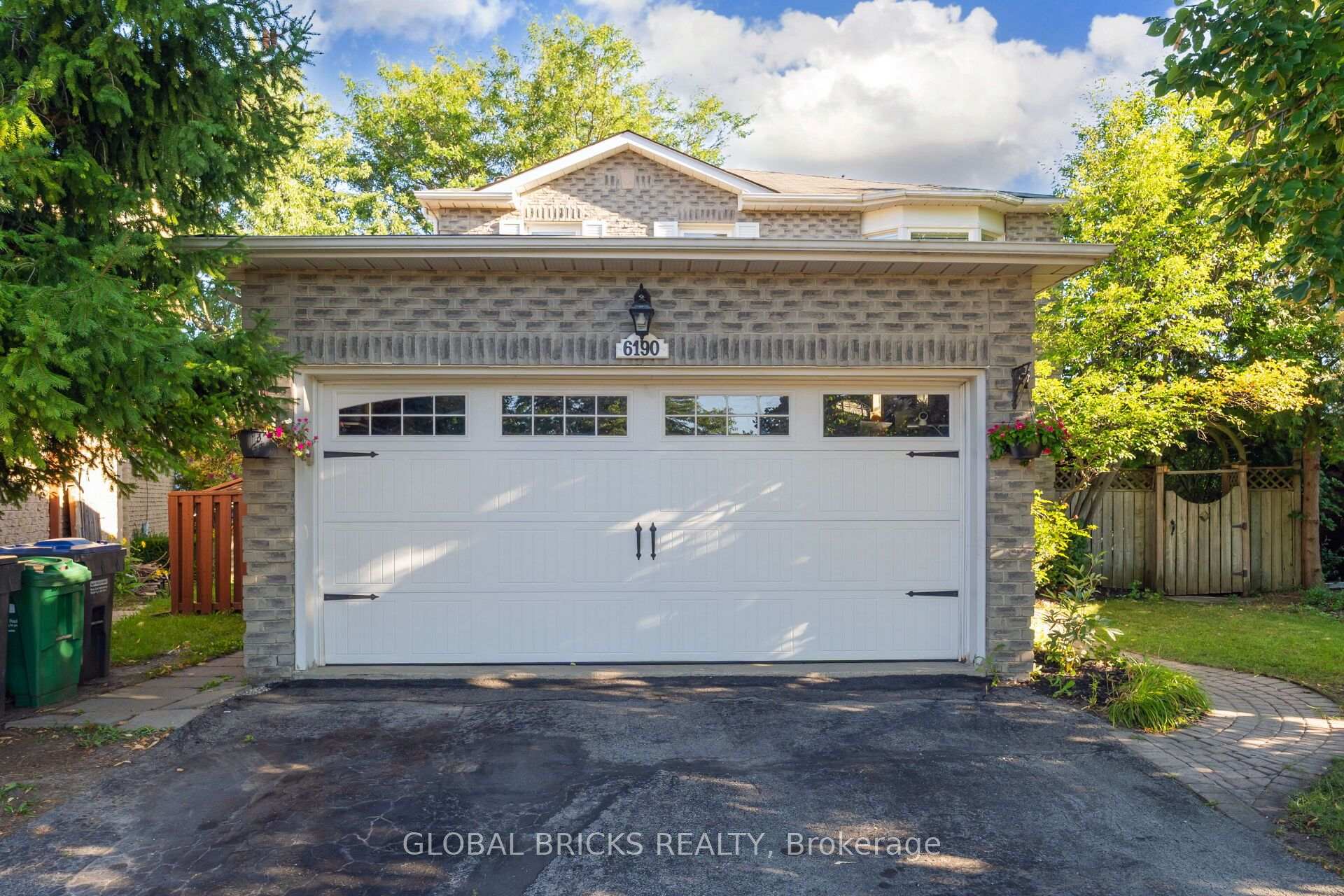 6190 Saltmarsh Court Mississauga Ontario Canada Sale residential Rajani Suresh Global Bricks Executive Homes Realty, Brokerage*