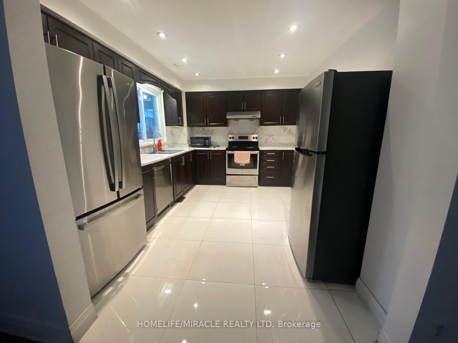 127 Fanshawe Drive Brampton Ontario Canada Rent residential   HomeLife/Miracle Realty Ltd., Brokerage*