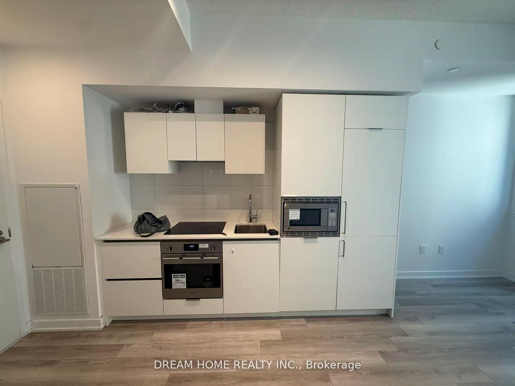 702 - 238 simcoe Street Toronto Ontario Canada Rent residential Huma Mohammadi Right at Home Realty, Brokerage*