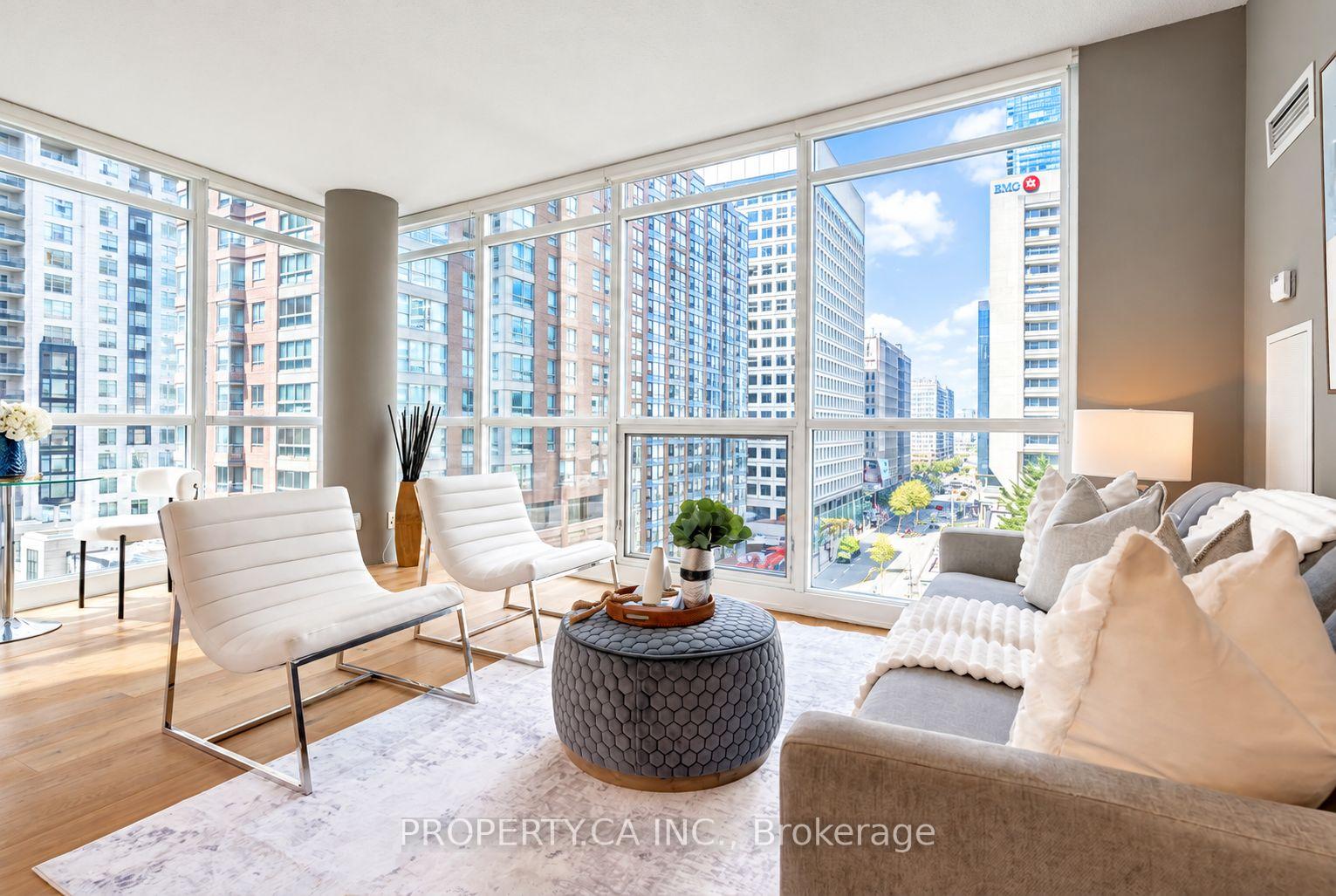 904 - 1121 Bay Street Toronto Ontario Canada Sale residential Allan Todd RE/MAX Real Estate Centre Inc., Brokerage*