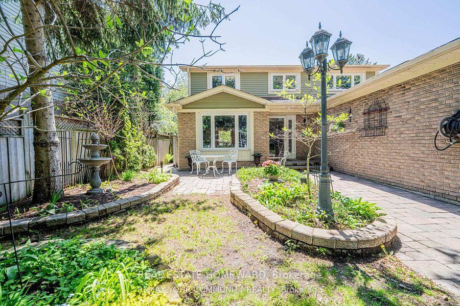 27 Drumern Crescent Richmond Hill Ontario Canada Rent residential Kelly & Quade Boone Real Estate Homeward, Brokerage*