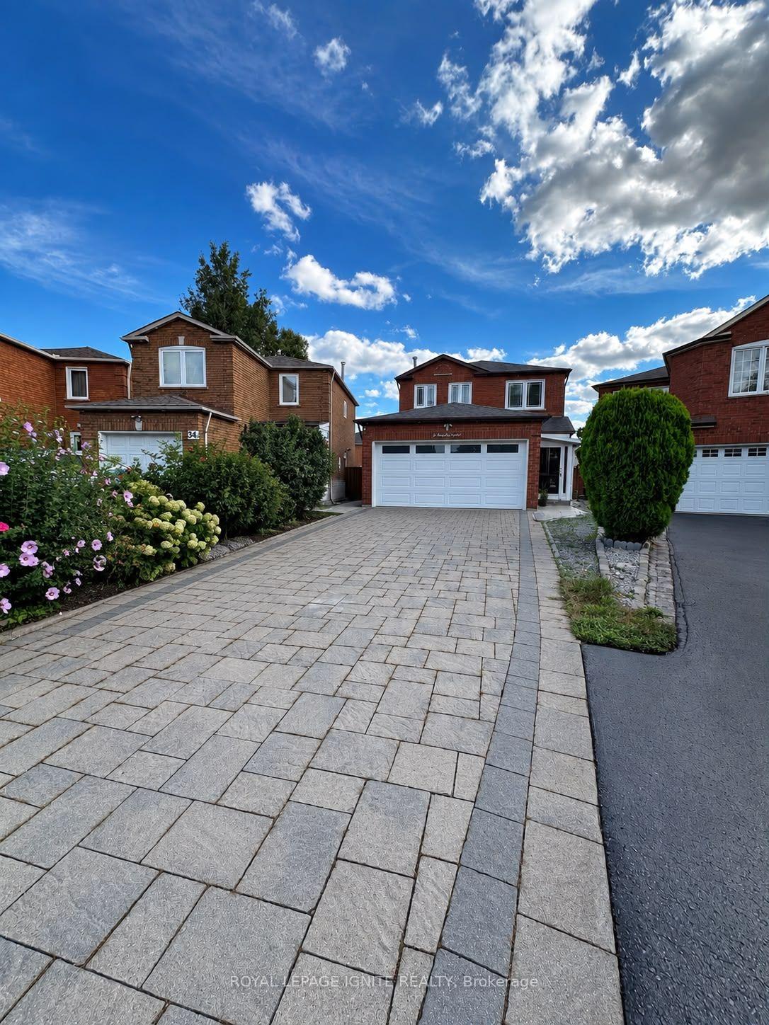 32 Marsdale Crescent Toronto Ontario Canada Rent residential Varun Sirohi HomeLife Superstars Real Estate Ltd., Brokerage*