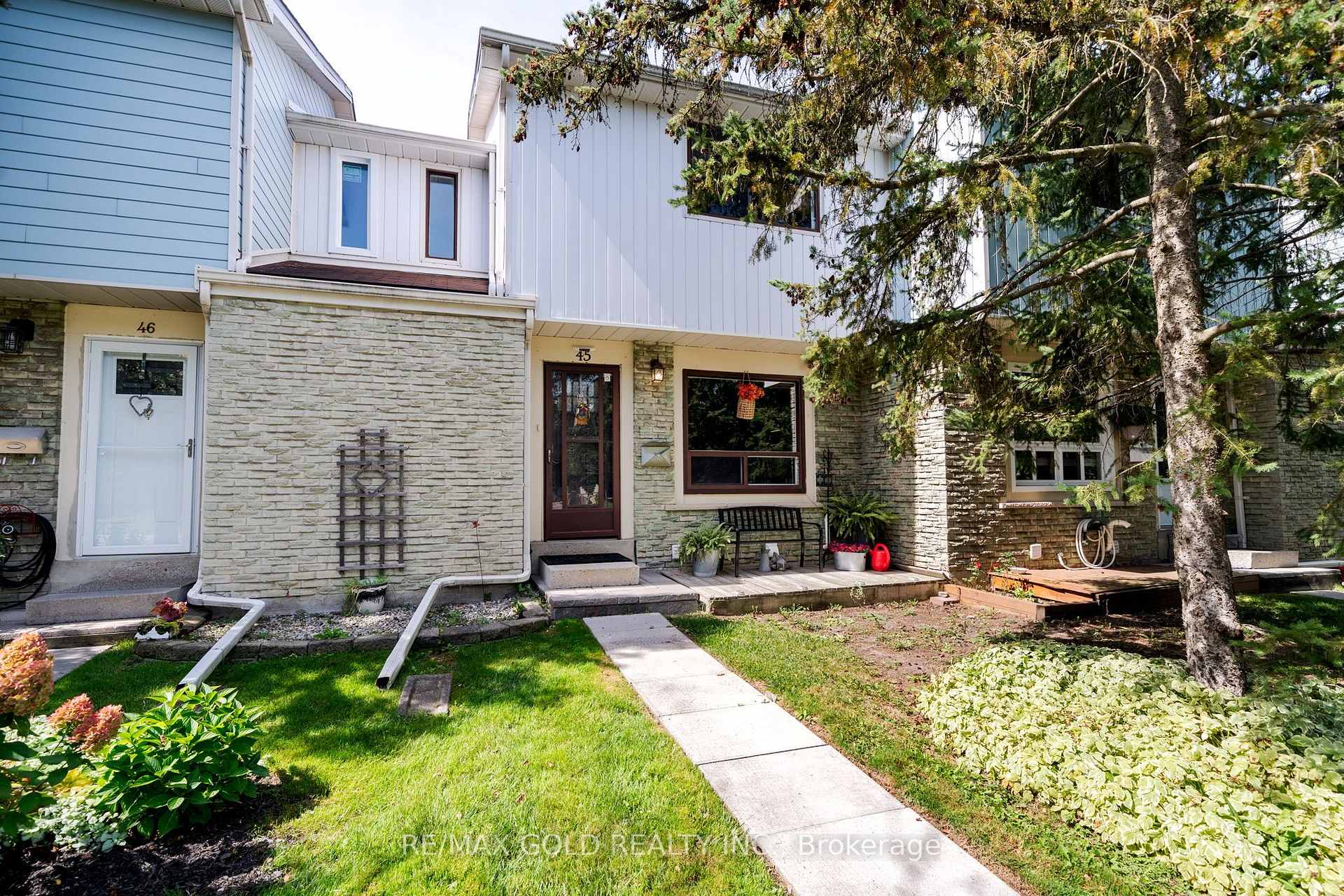 45 - 6540 FALCONER Drive Mississauga Ontario Canada Sale residential Garry Thind RE/MAX Gold Realty Inc., Brokerage*