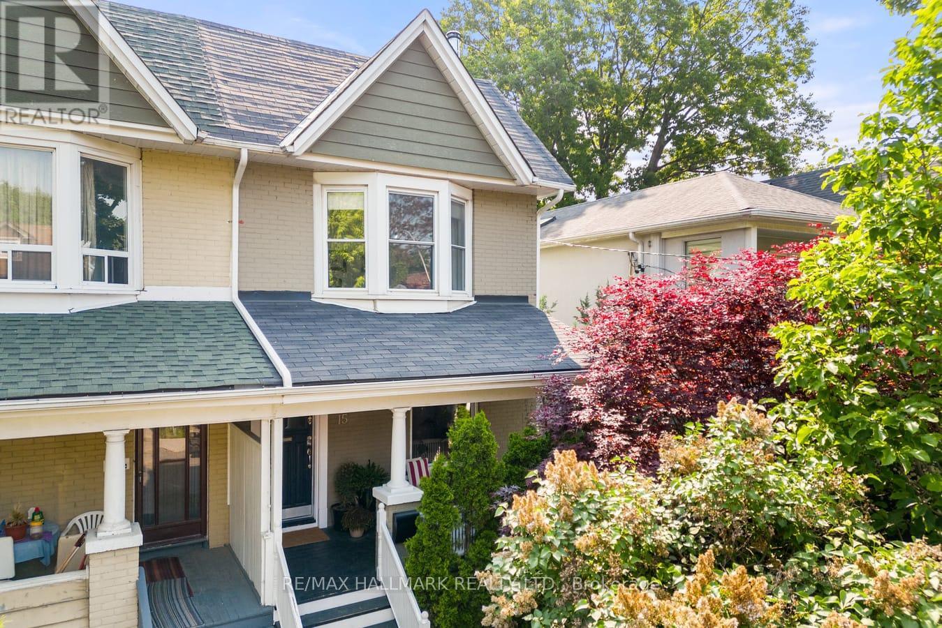 15 Redwood Avenue Toronto Ontario Canada Sale residential Angelo and Joanna Lionti FinchTown Realty Inc., Brokerage
