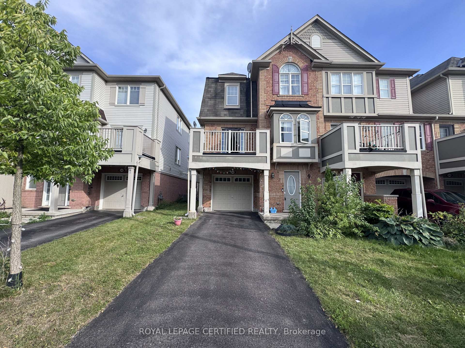 244 Mortimer Crescent Milton Ontario Canada Rent residential VINOD SHARMA Royal Lepage Certified Realty, Brokerage*