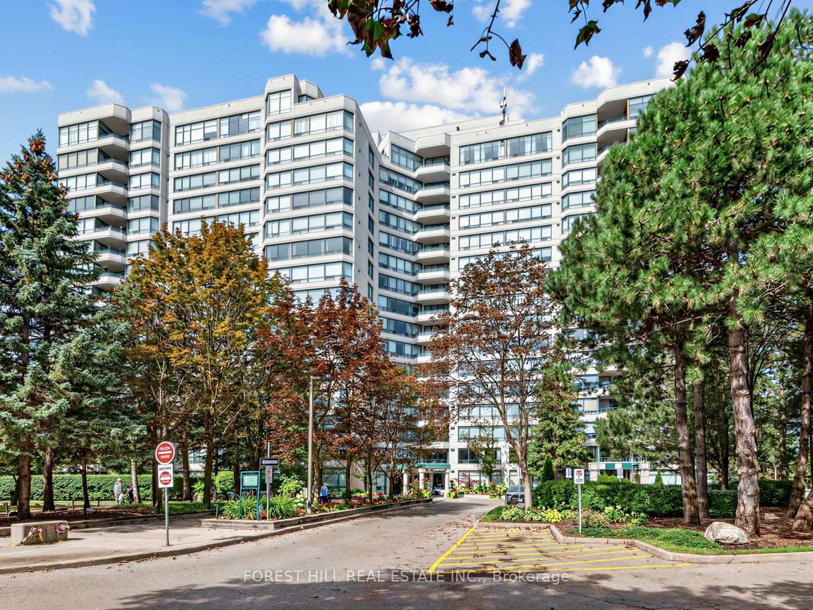 1110 - 120 Promenade Circle Vaughan Ontario Canada Sale residential David Mosley Forest Hill Real Estate Inc., Brokerage *