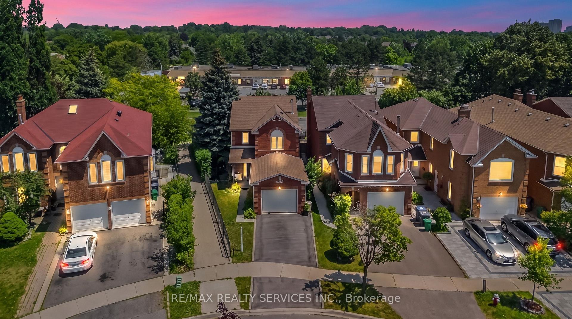 76 Leeward Drive Brampton Ontario Canada Sale residential Paul Cheema RE/MAX Realty Services Inc., Brokerage*