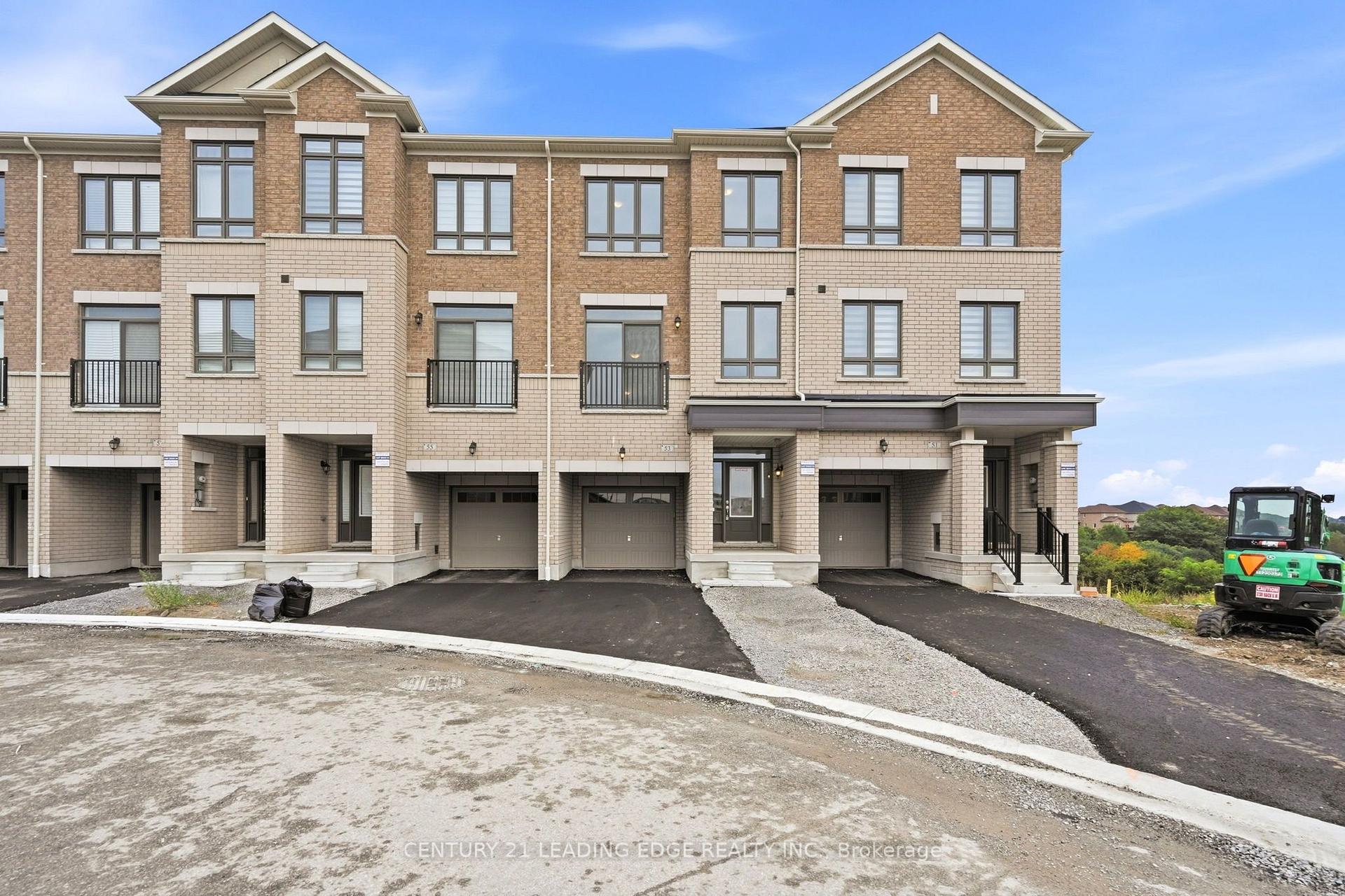 53 Upper Paradise Way Whitby Ontario Canada Rent residential Vishal Sood Century 21 Leading Edge Realty Inc., Brokerage *