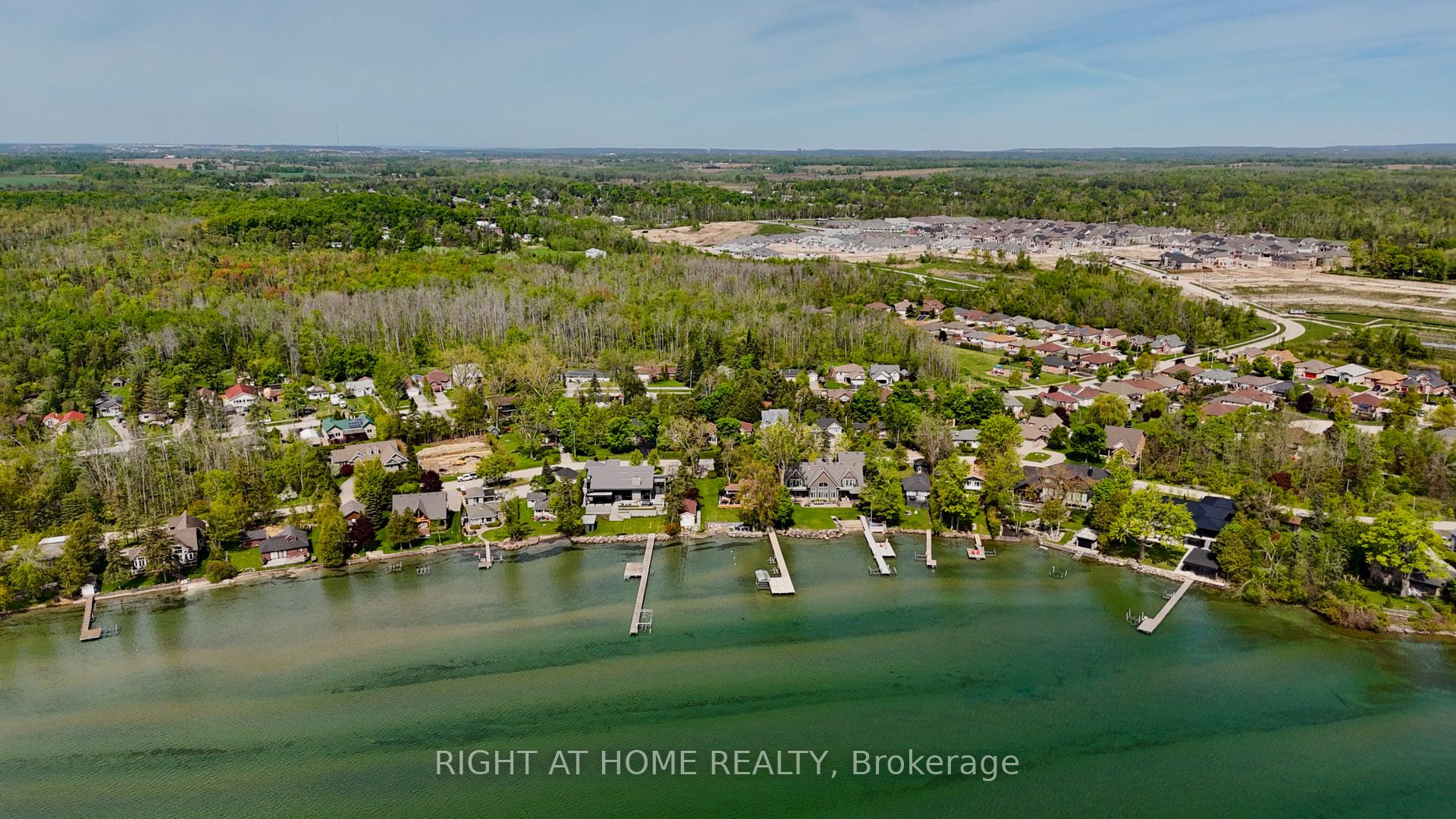 2802 Ireton Street Innisfil Ontario Canada Sale residential Nadia Cawley Right at Home Realty, Brokerage*
