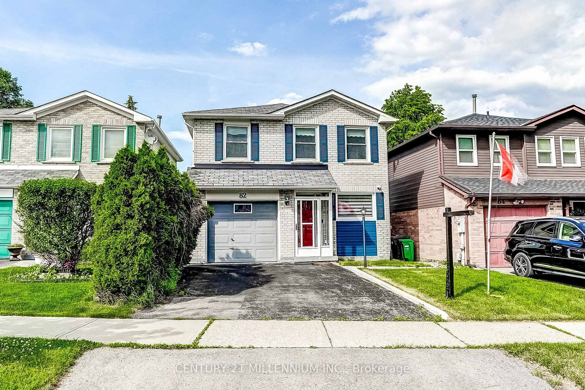 82 Horton Crescent Brampton Ontario Canada Sale residential Taeko Yamanouchi CENTURY 21 MILLENNIUM INC.